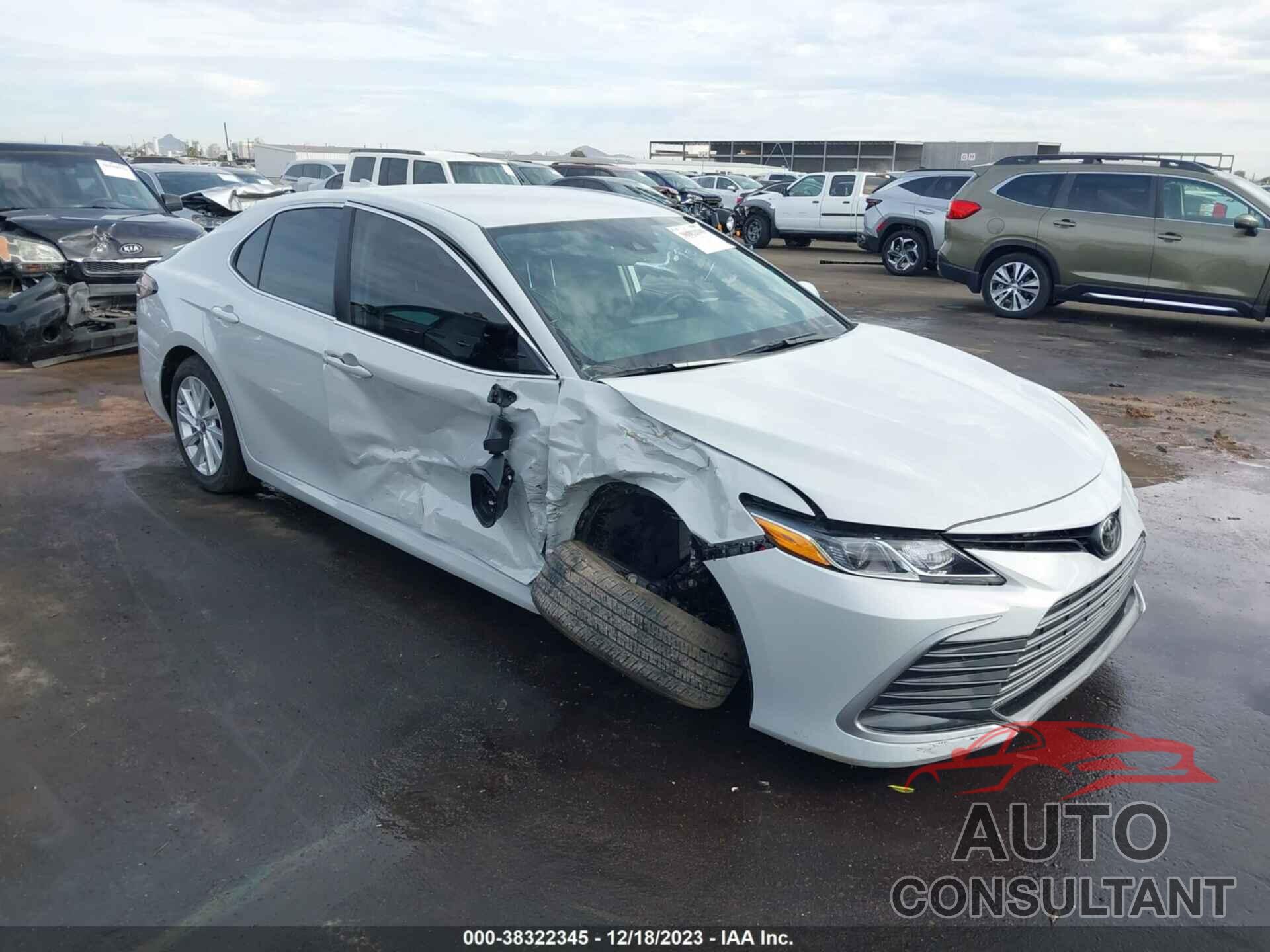 TOYOTA CAMRY 2023 - 4T1C11AK1PU185206