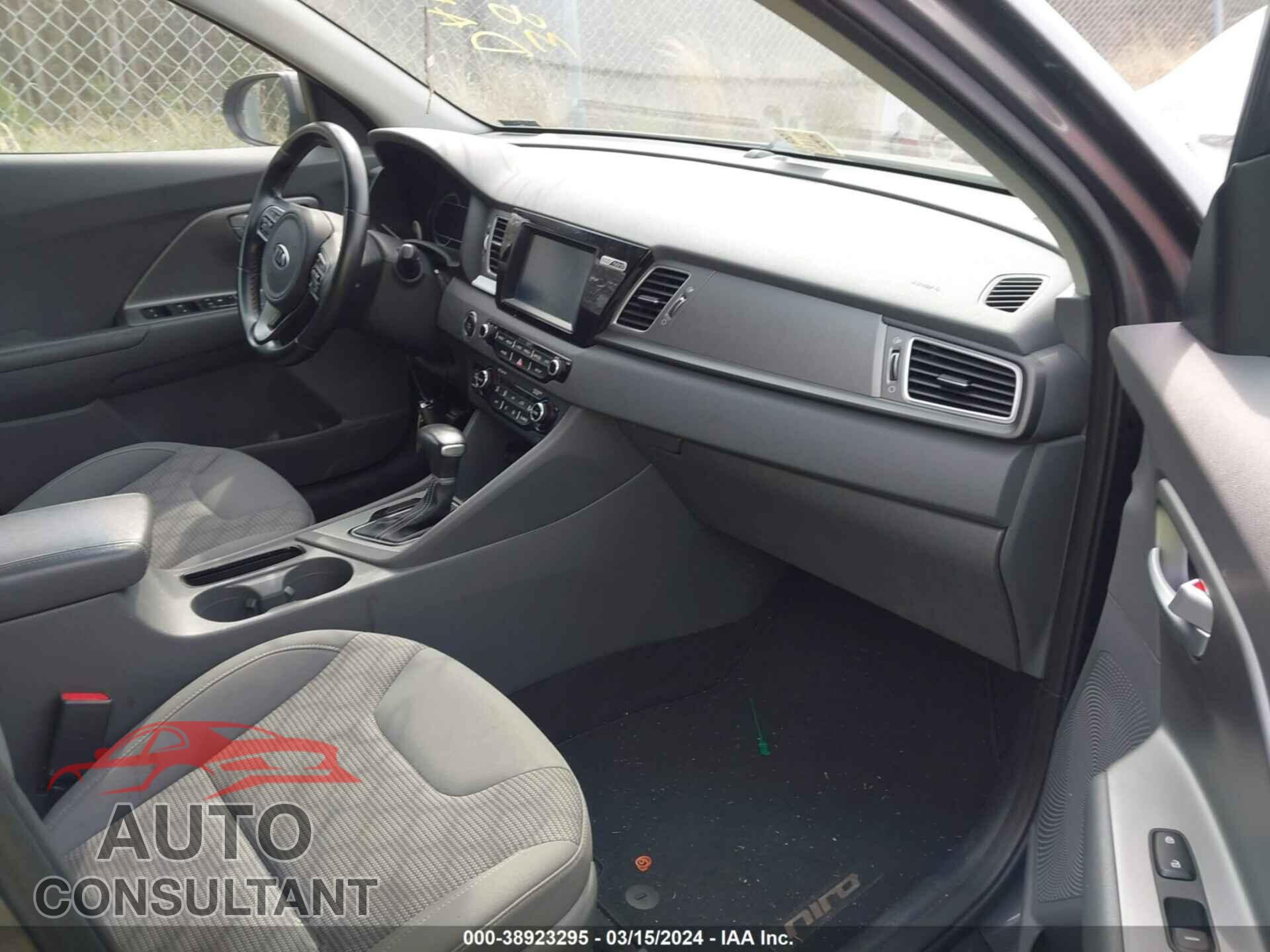 KIA NIRO 2017 - KNDCB3LC7H5077896