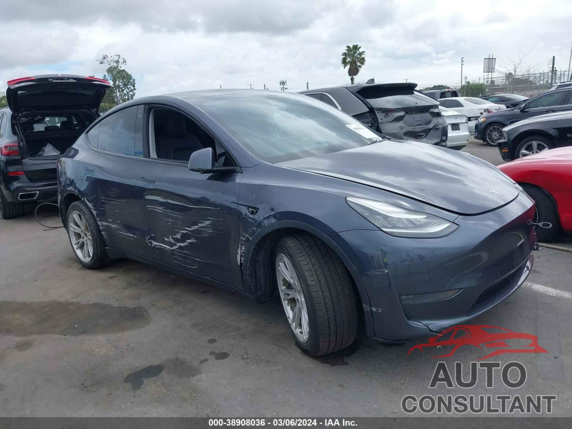 TESLA MODEL Y 2020 - 5YJYGDEE7LF015062