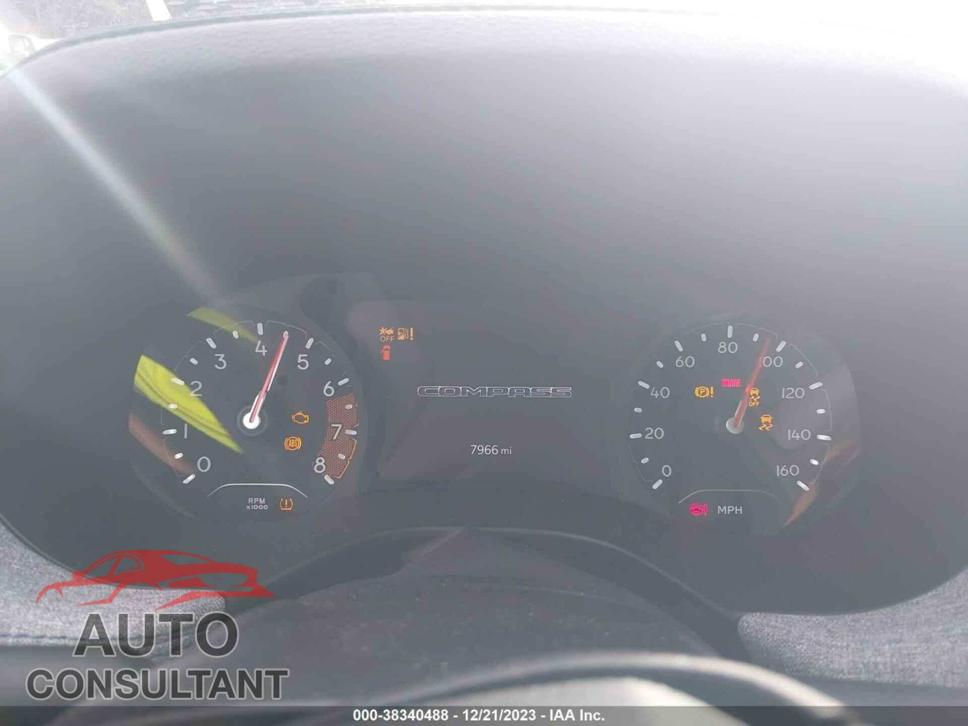 JEEP COMPASS 2022 - 3C4NJDBB5NT238977