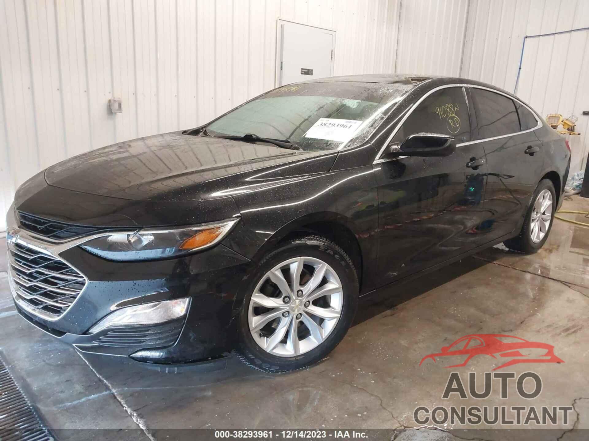 CHEVROLET MALIBU 2019 - 1G1ZD5STXKF148150