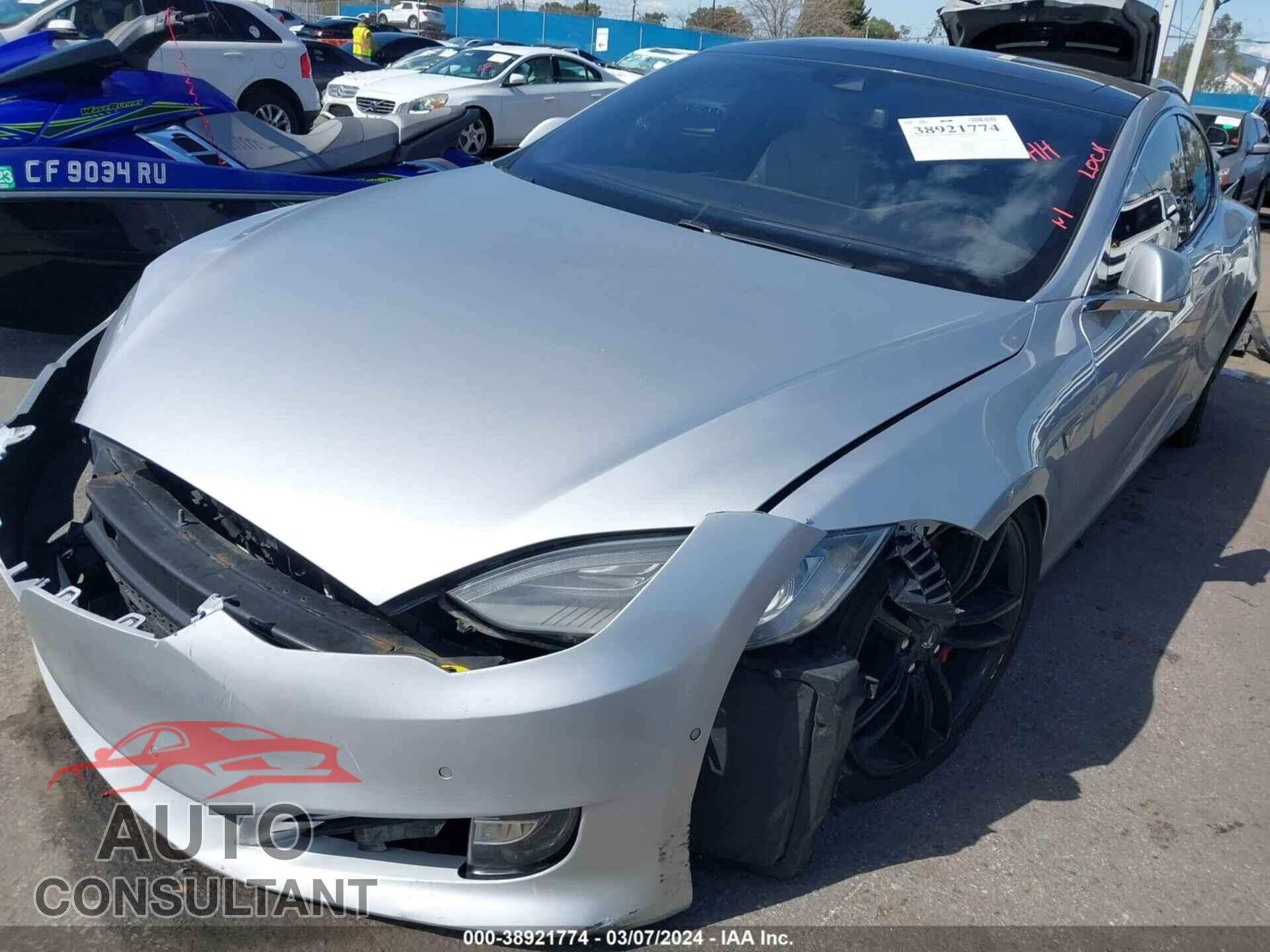 TESLA MODEL S 2016 - 5YJSA1E22GF120819