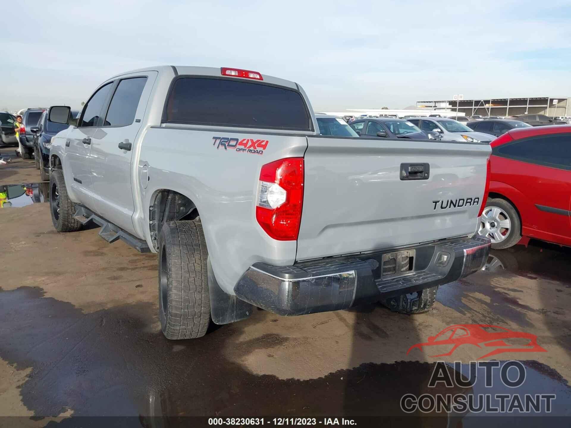 TOYOTA TUNDRA 2018 - 5TFDY5F19JX728609