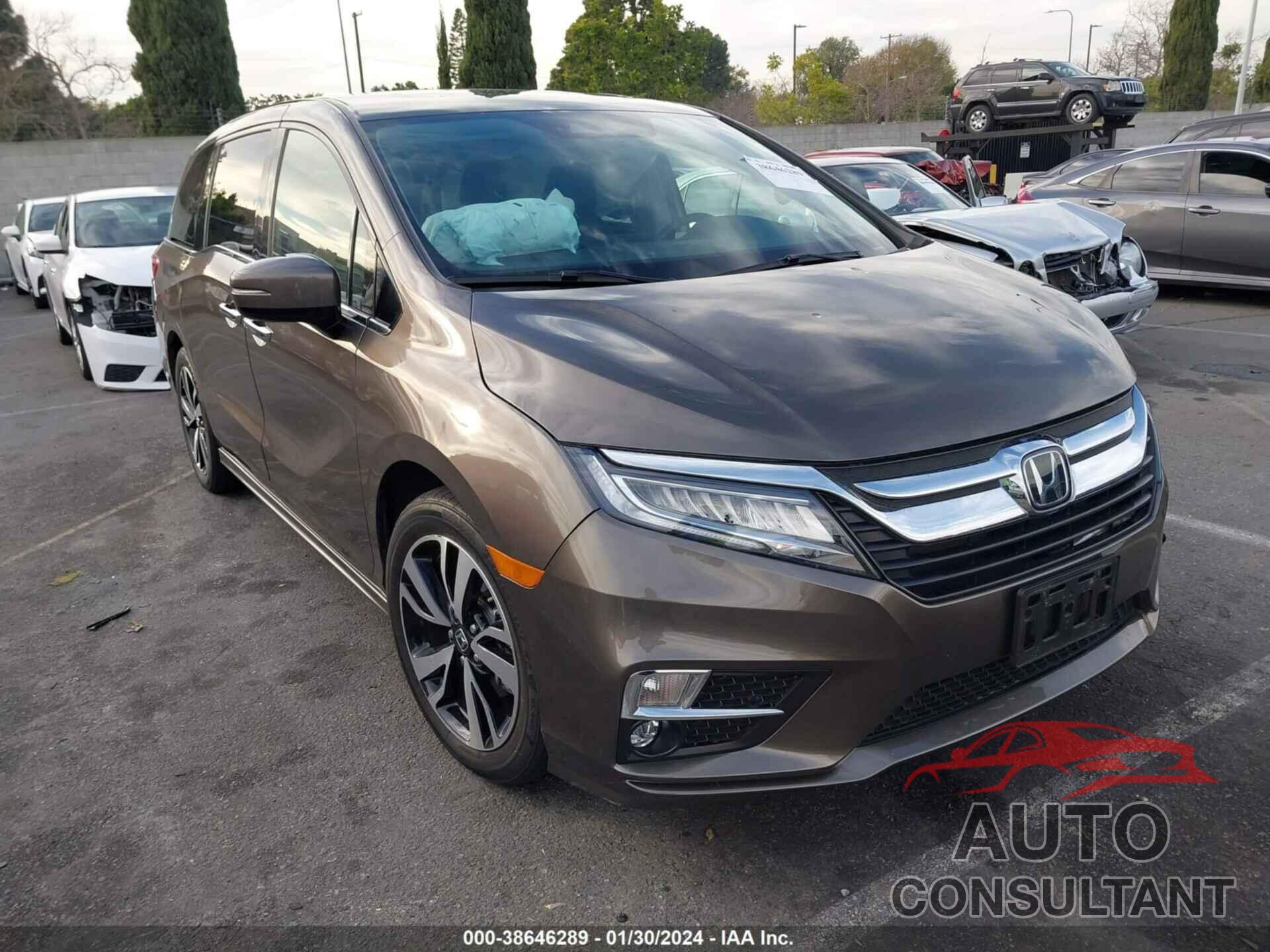 HONDA ODYSSEY 2018 - 5FNRL6H91JB068072