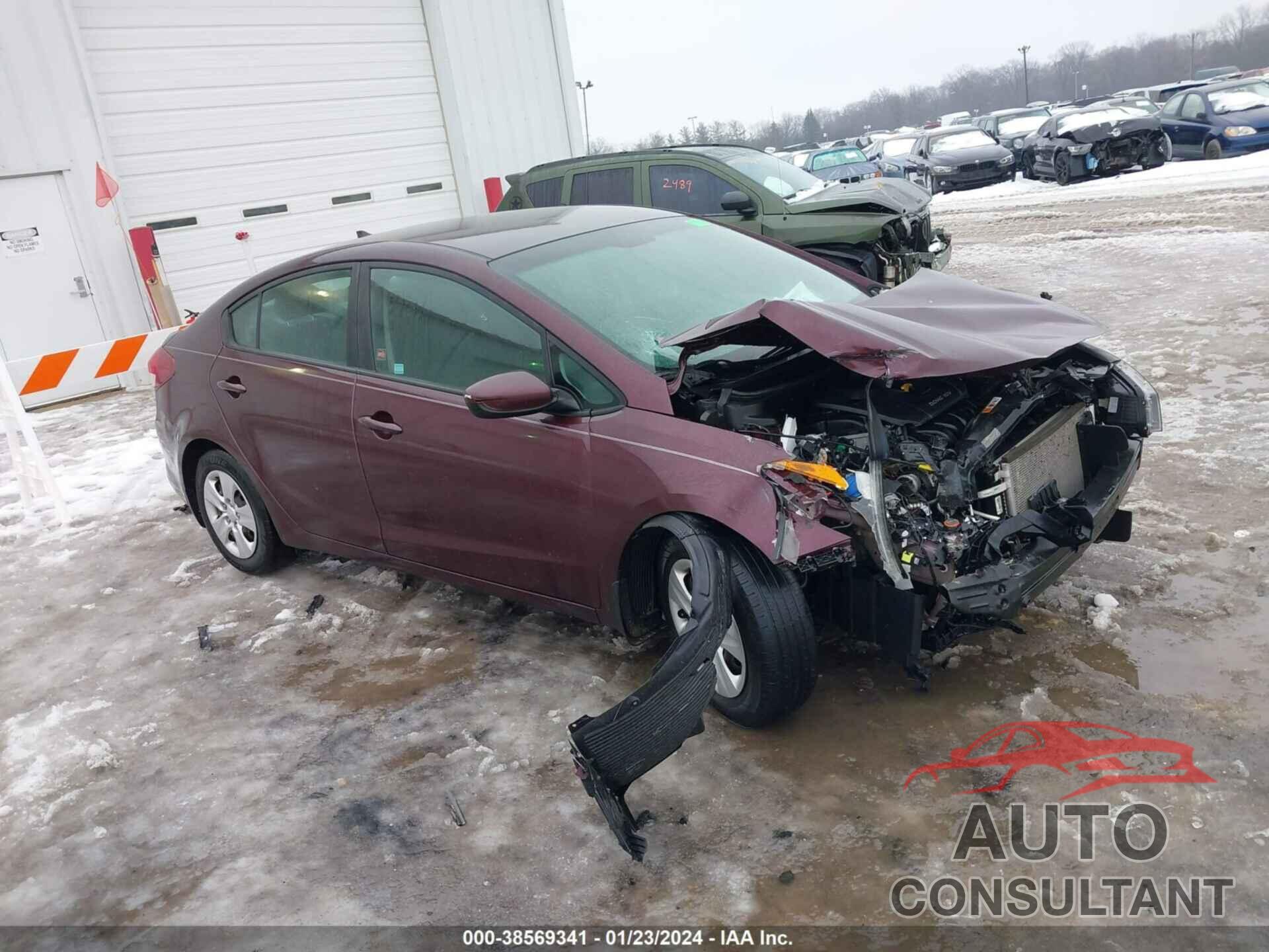 KIA FORTE 2018 - 3KPFK4A70JE268031