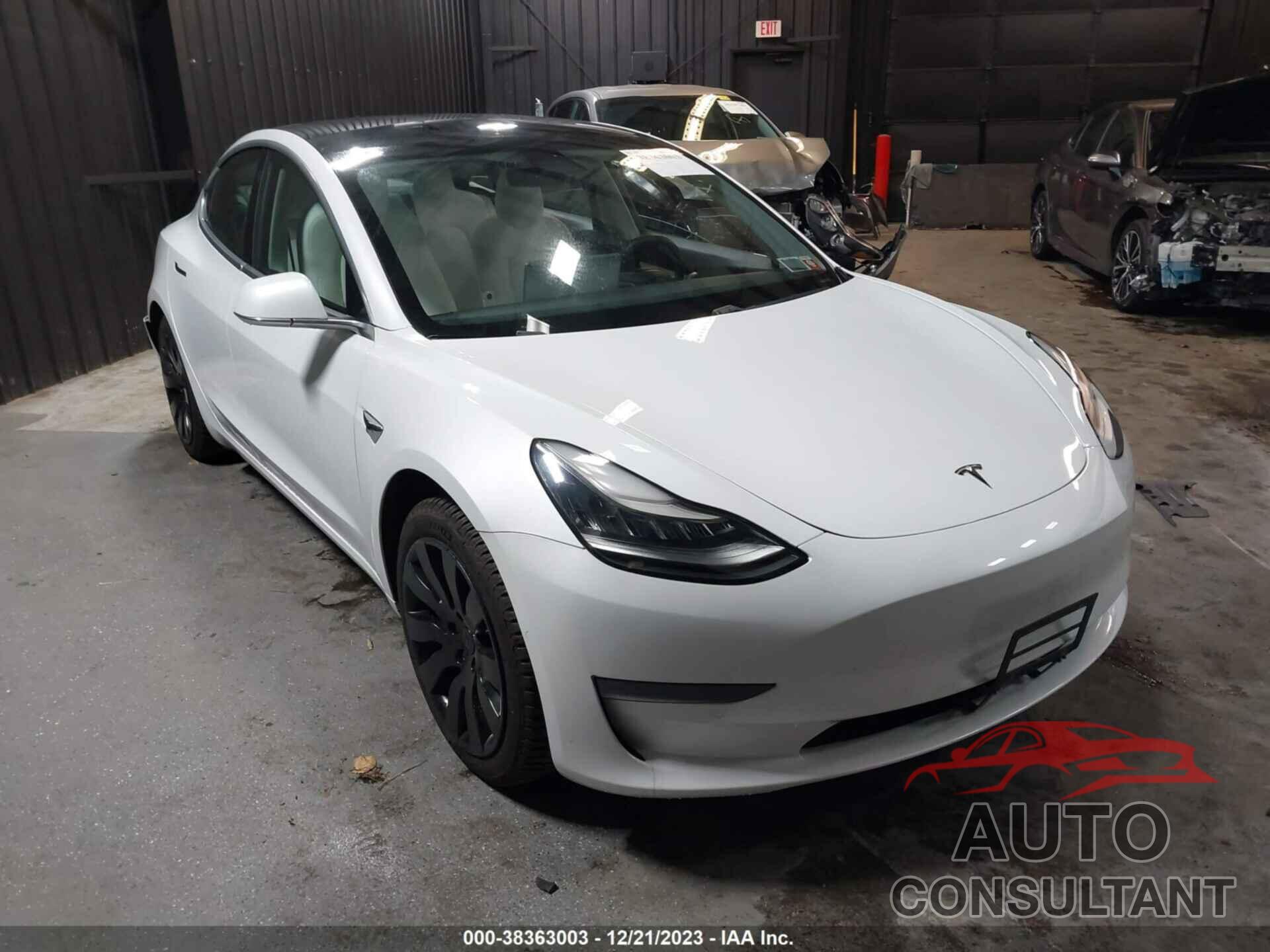 TESLA MODEL 3 2019 - 5YJ3E1EB3KF494535
