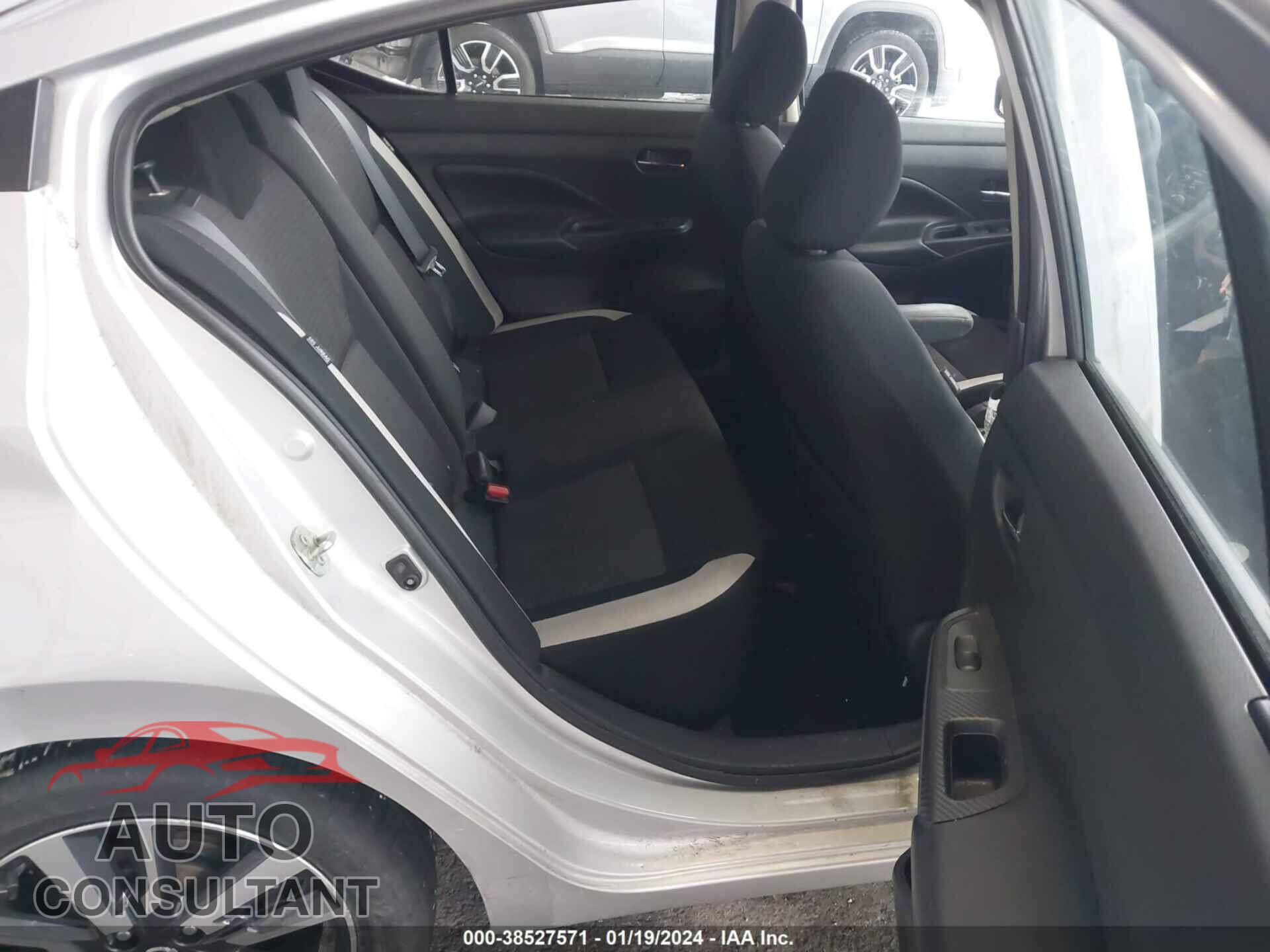 NISSAN VERSA 2020 - 3N1CN8EV8LL909910