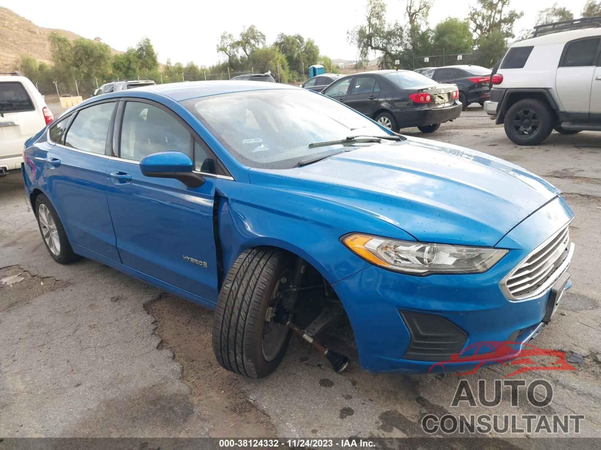 FORD FUSION HYBRID 2019 - 3FA6P0LU4KR201056