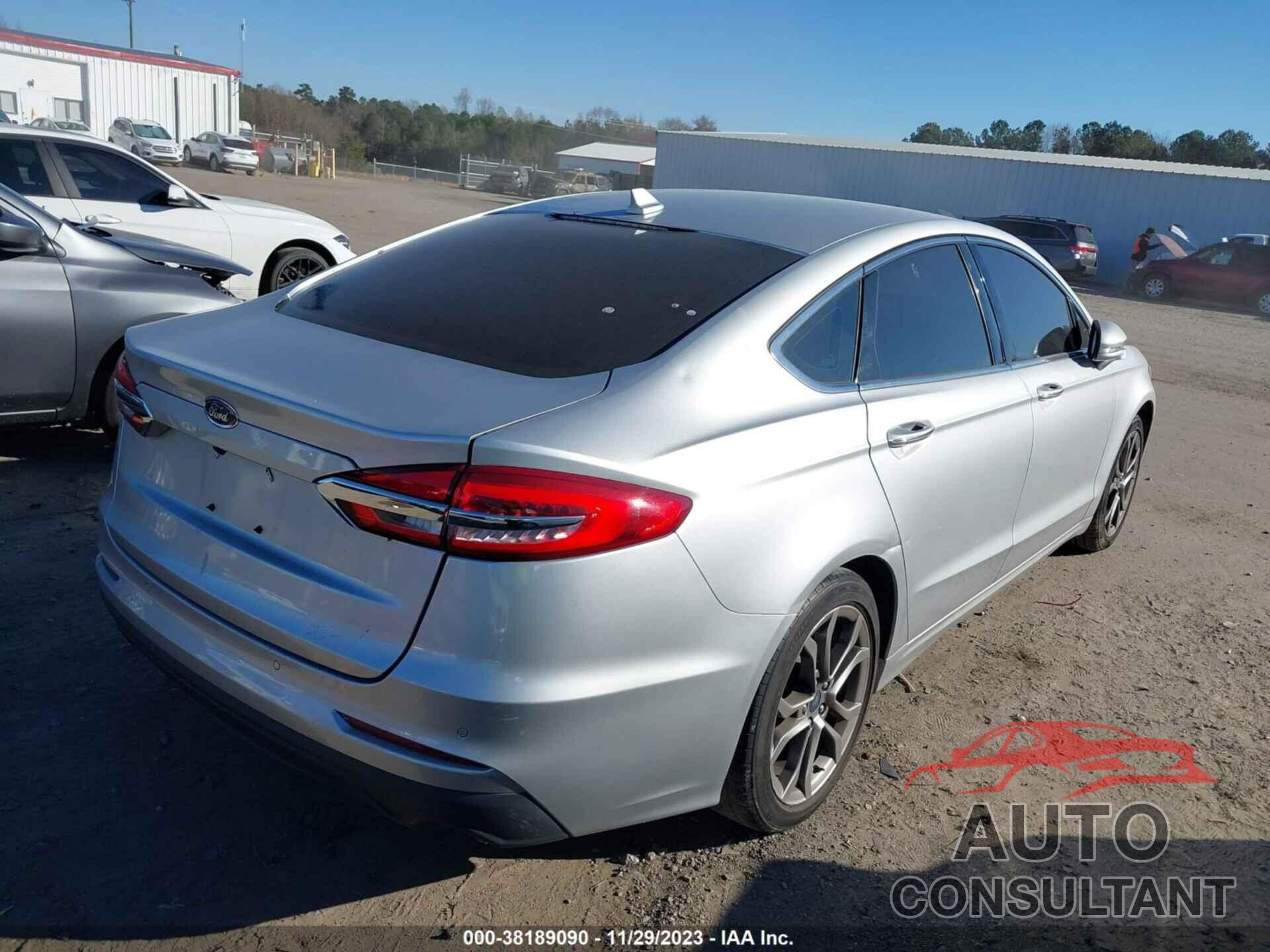 FORD FUSION 2019 - 3FA6P0CD0KR139252