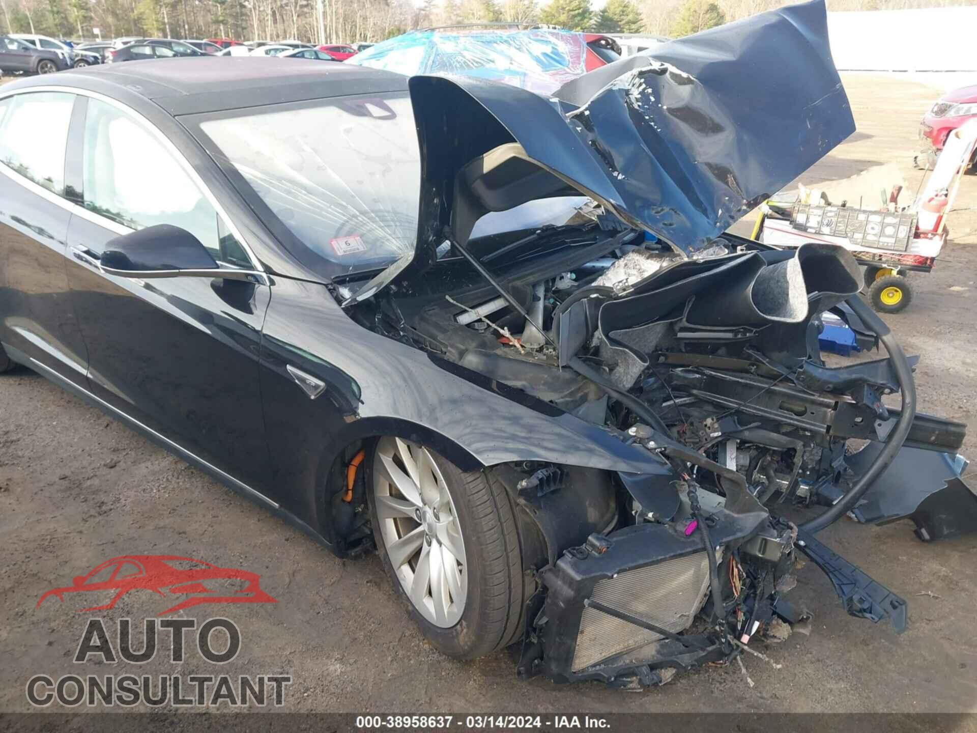 TESLA MODEL S 2016 - 5YJSA1E26GF136909