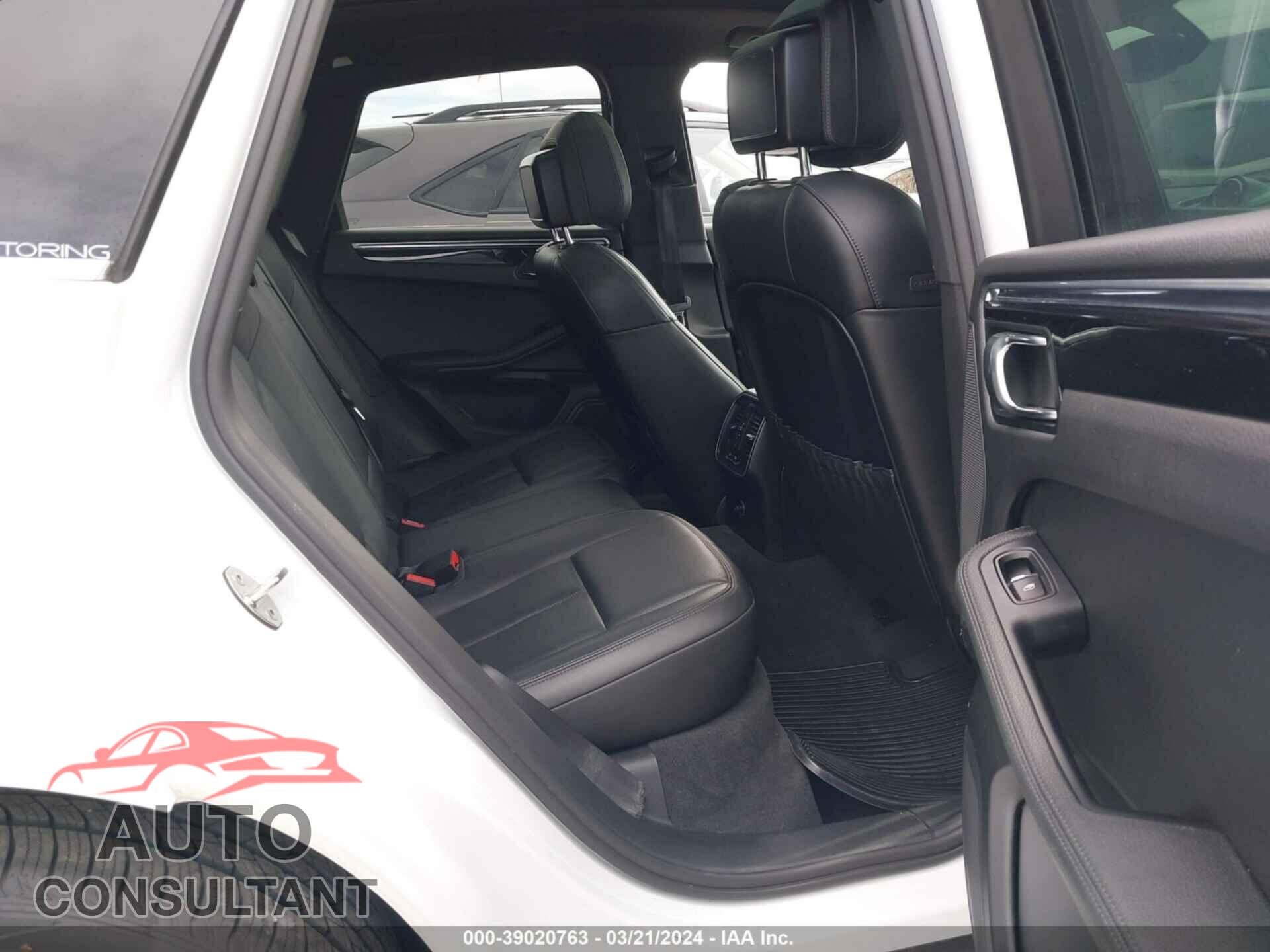 PORSCHE MACAN 2016 - WP1AB2A59GLB45971