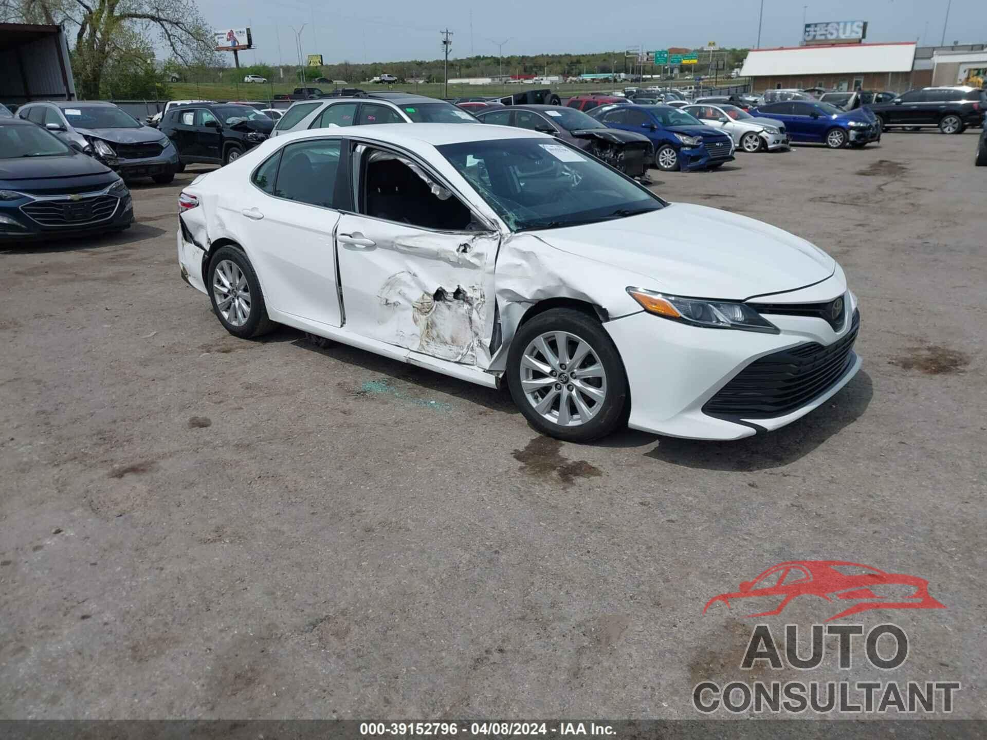 TOYOTA CAMRY 2020 - 4T1C11AK0LU315681