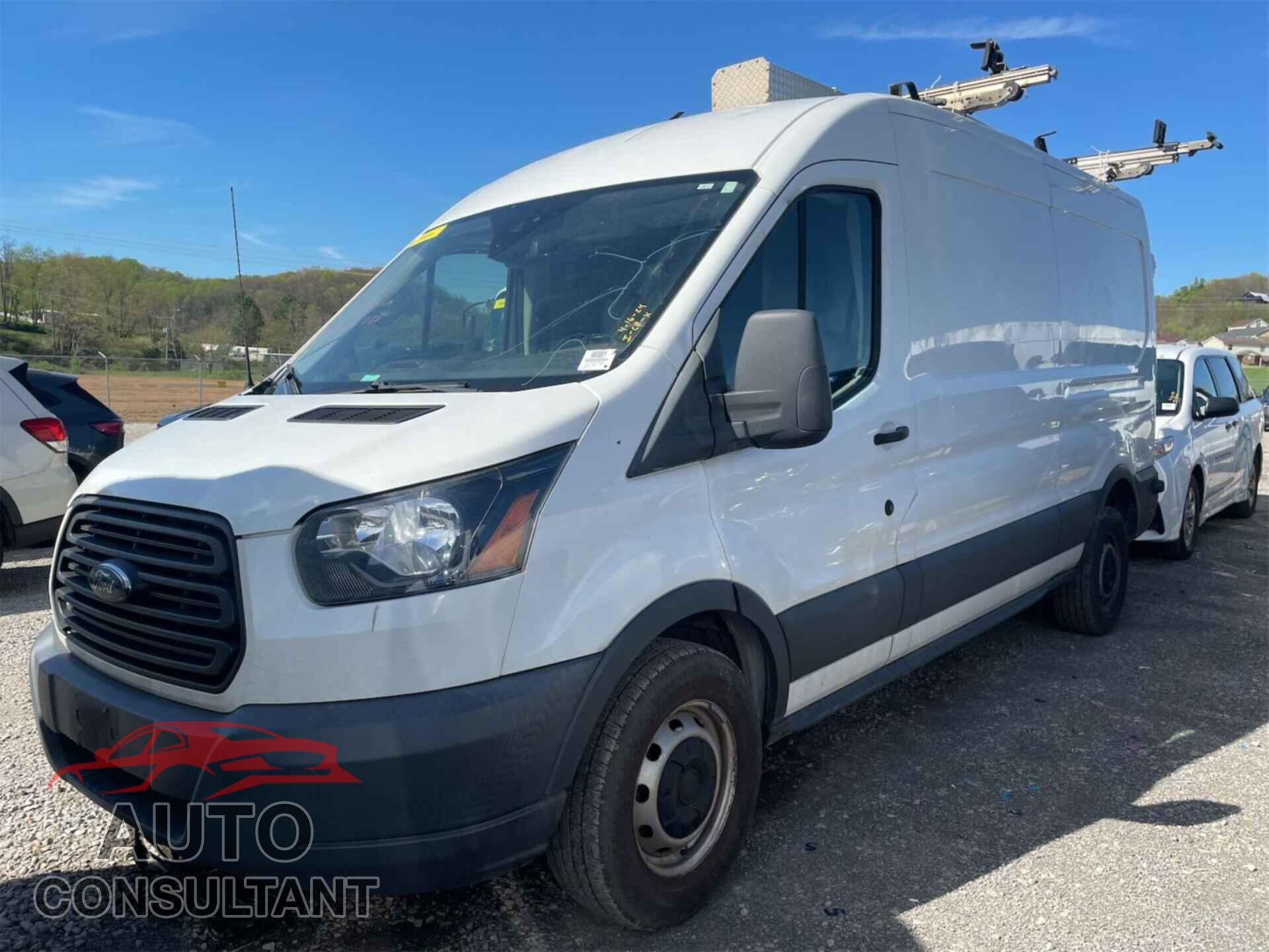 FORD TRANSIT 2018 - 1FTYR2CM4JKB55305