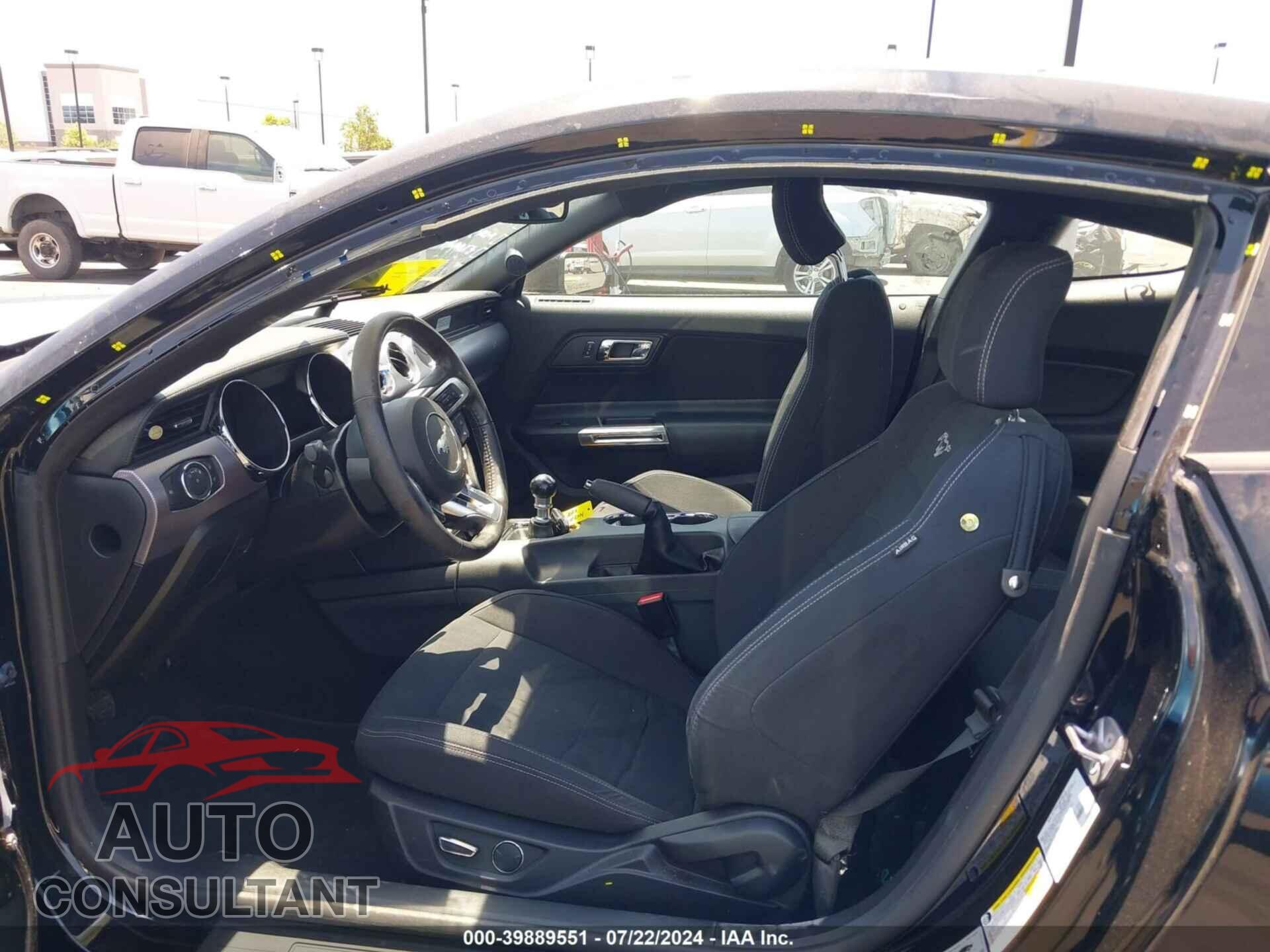 FORD MUSTANG 2017 - 1FA6P8CF8H5250448