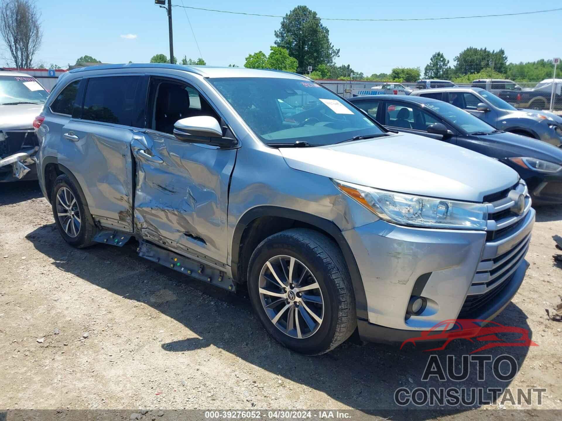 TOYOTA HIGHLANDER 2017 - 5TDKZRFH0HS226662