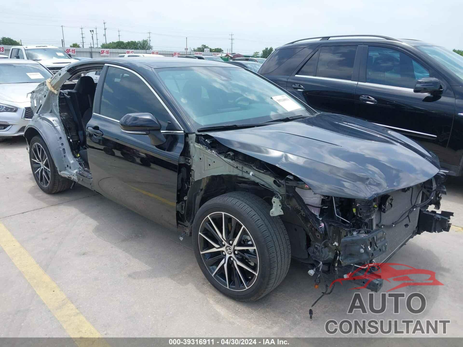 TOYOTA CAMRY 2023 - 4T1G11AK2PU829023