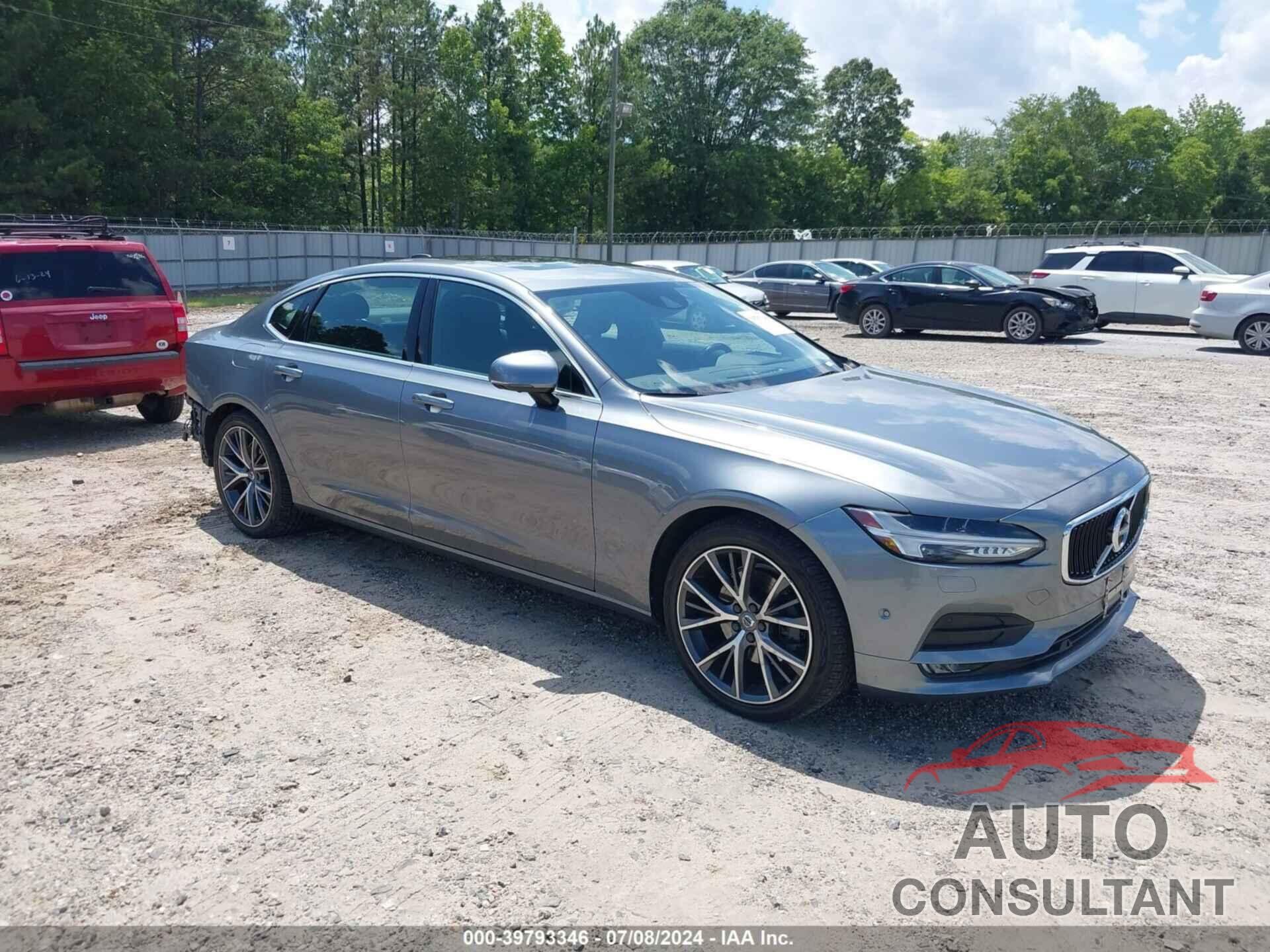 VOLVO S90 2018 - LVY982MK3JP028738