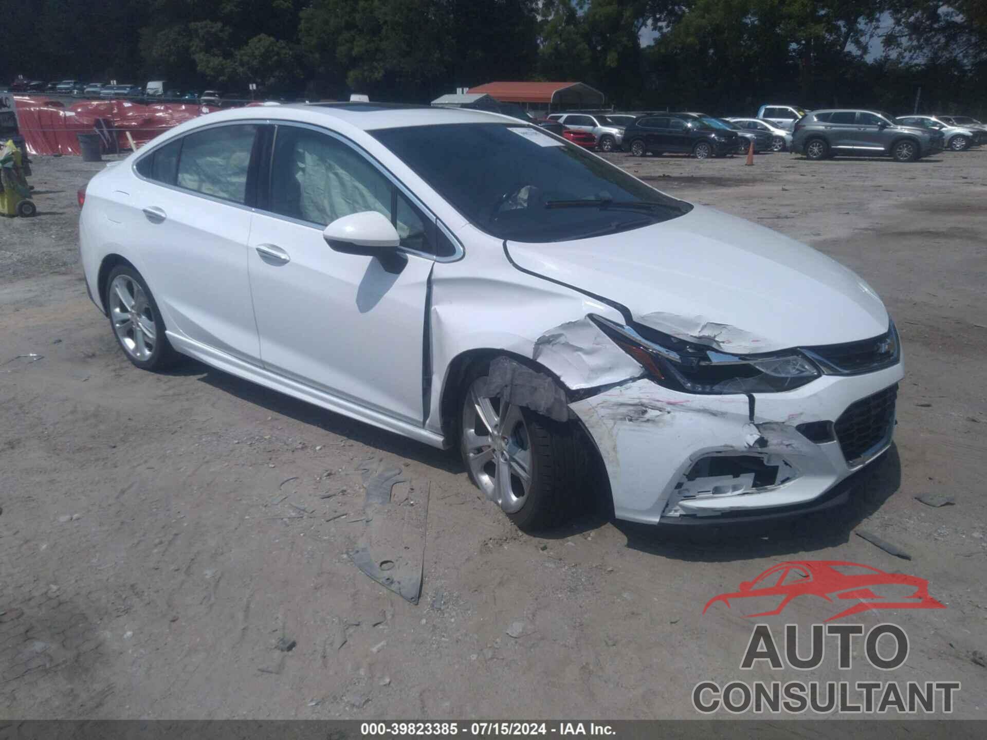 CHEVROLET CRUZE 2018 - 1G1BF5SM1J7202366