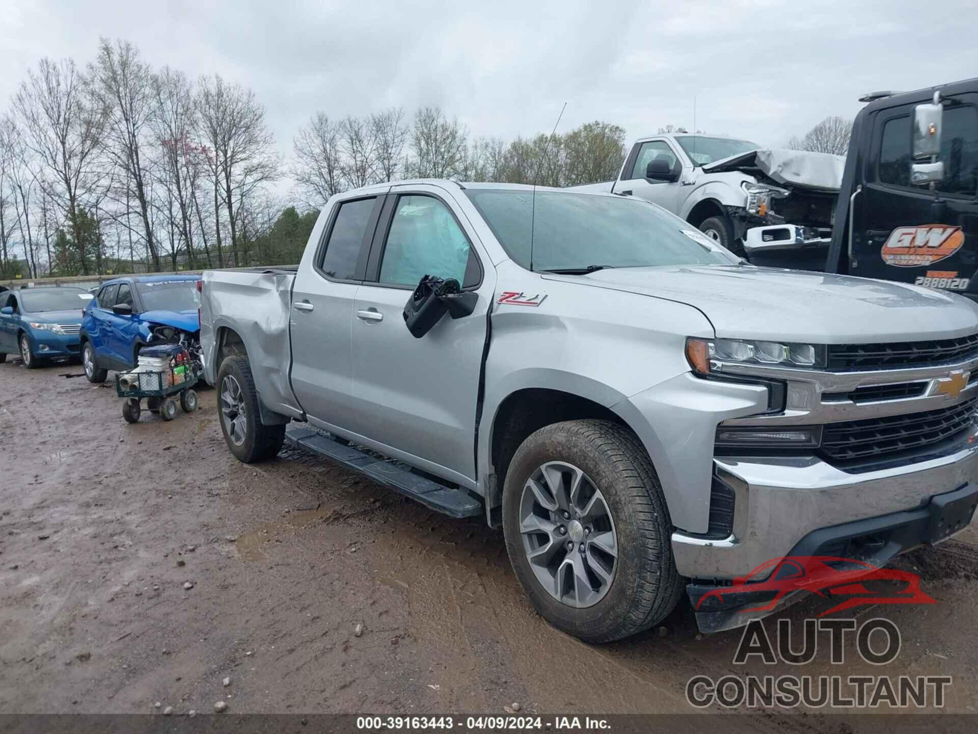 CHEVROLET SILVERADO 1500 2019 - 1GCRYDED2KZ202274