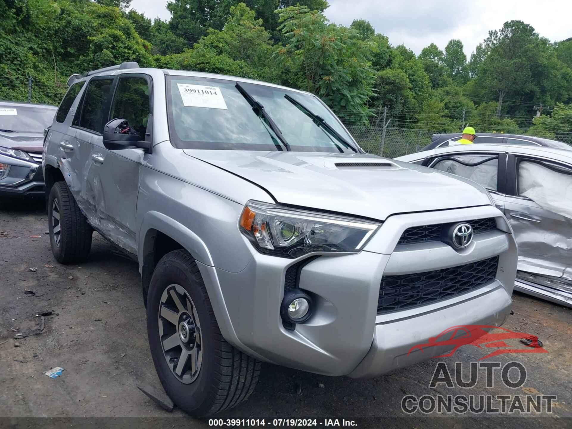 TOYOTA 4RUNNER 2018 - JTEBU5JR8J5561831