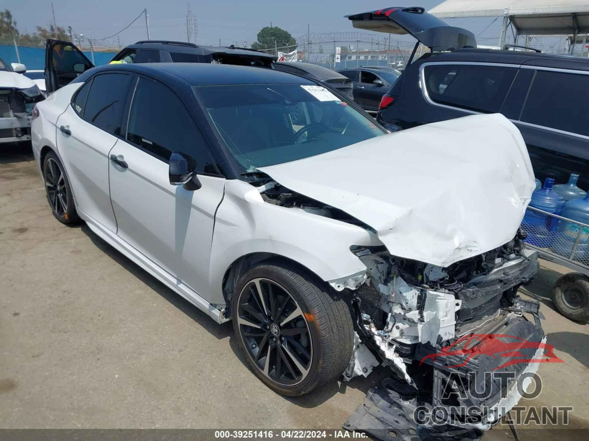 TOYOTA CAMRY 2019 - 4T1B61HK5KU189819