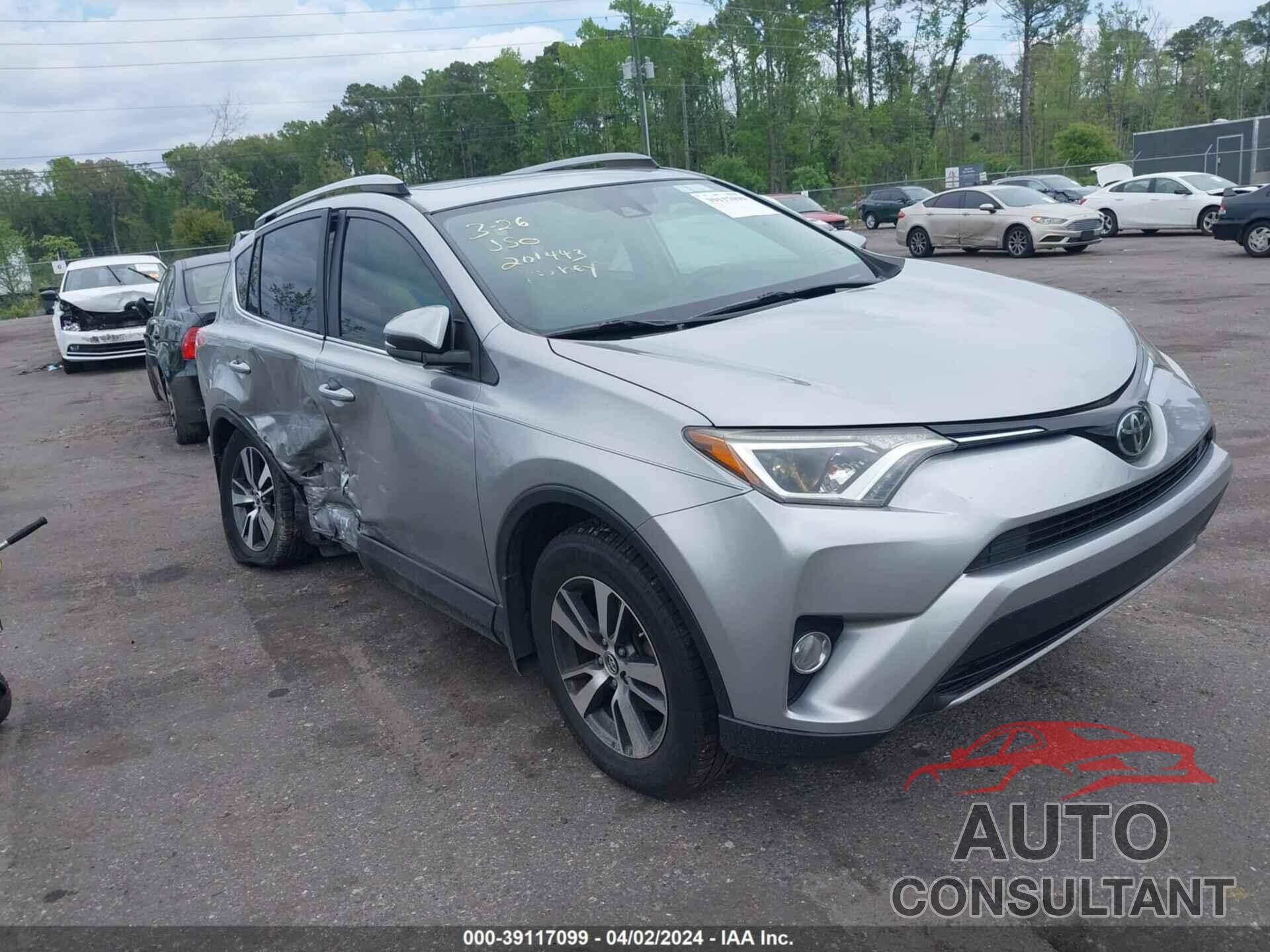 TOYOTA RAV4 2018 - JTMWFREV0JJ201443