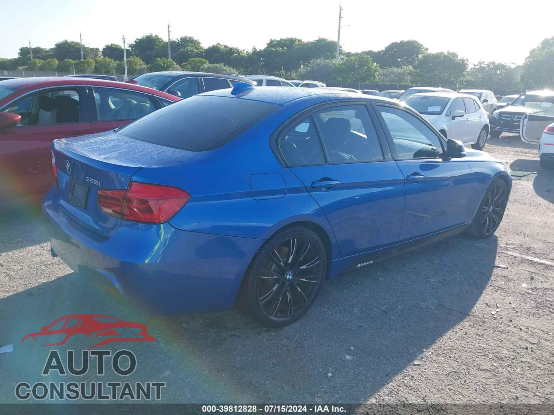 BMW 328I 2016 - WBA8E9G52GNU28737