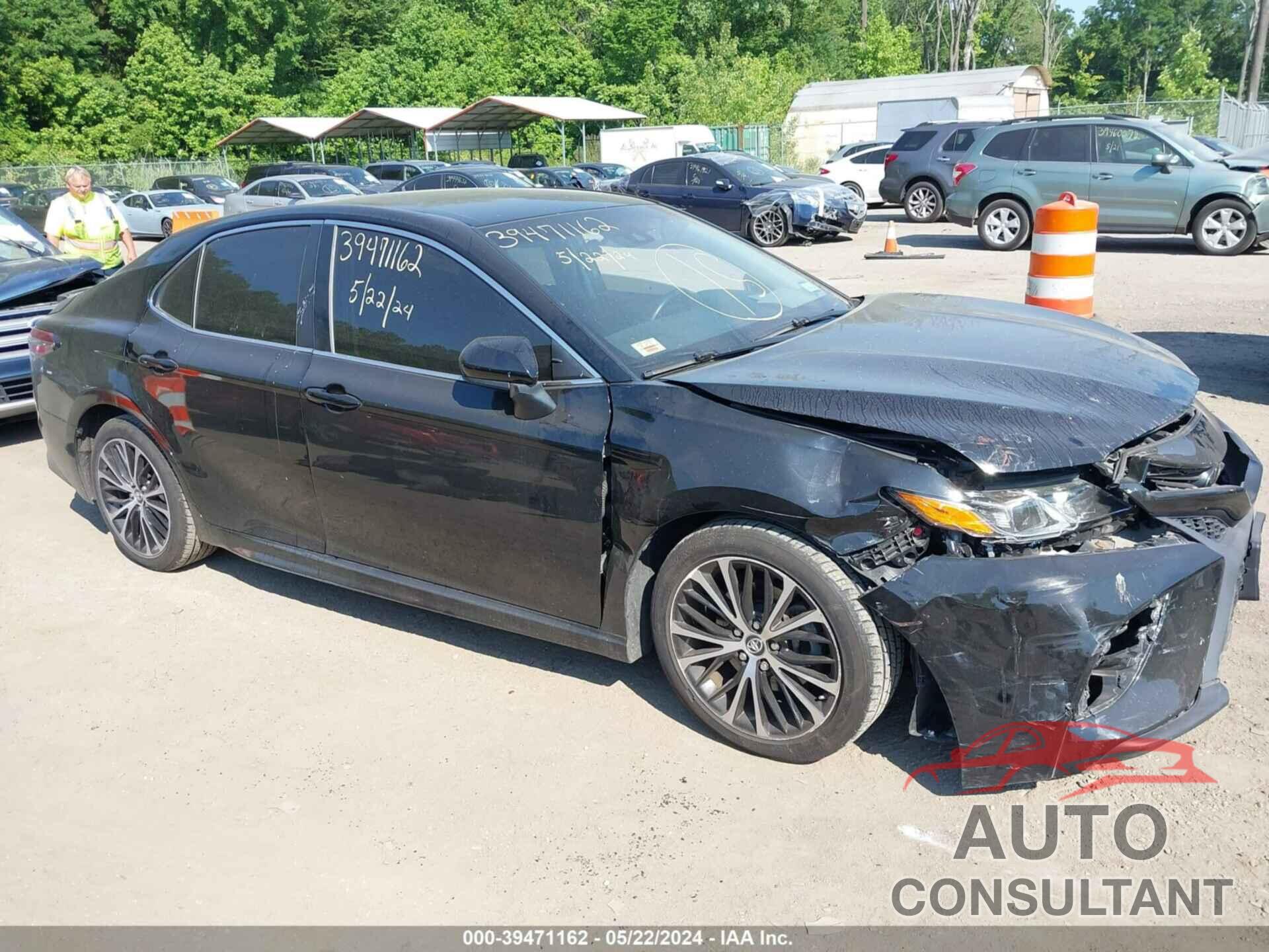 TOYOTA CAMRY 2018 - 4T1B11HK7JU594819