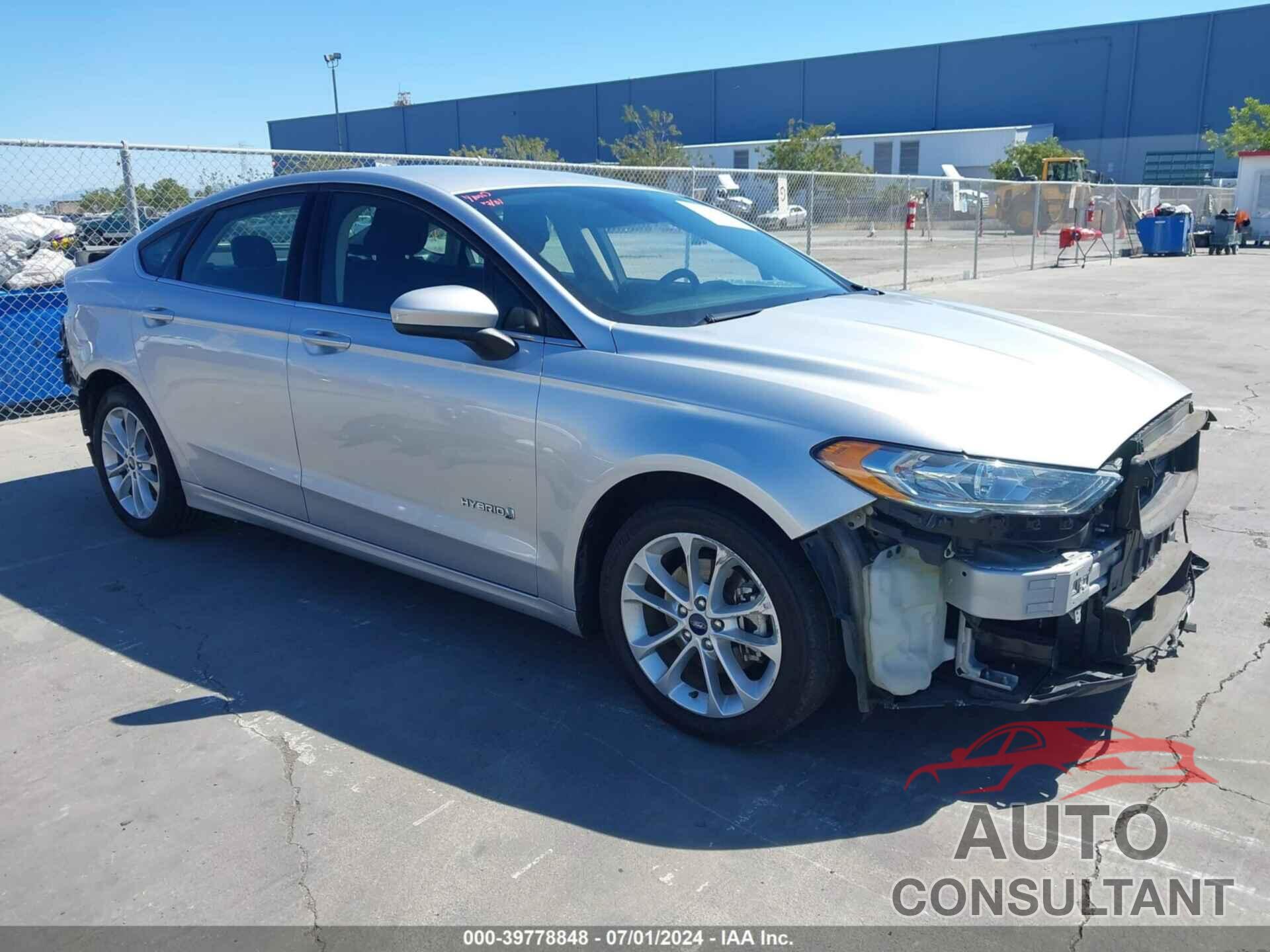 FORD FUSION HYBRID 2019 - 3FA6P0LU8KR105026