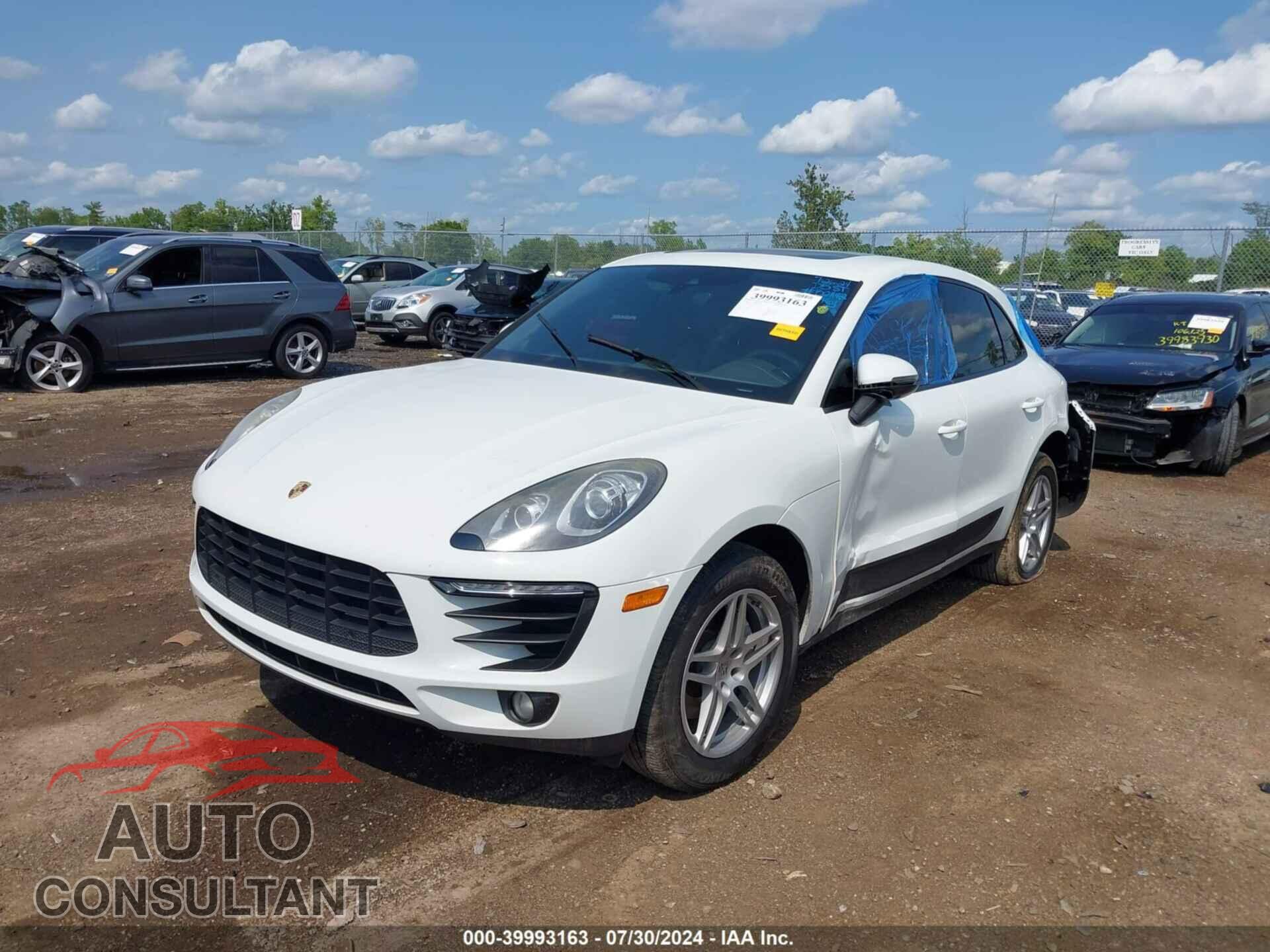 PORSCHE MACAN 2017 - WP1AA2A58HLB01142