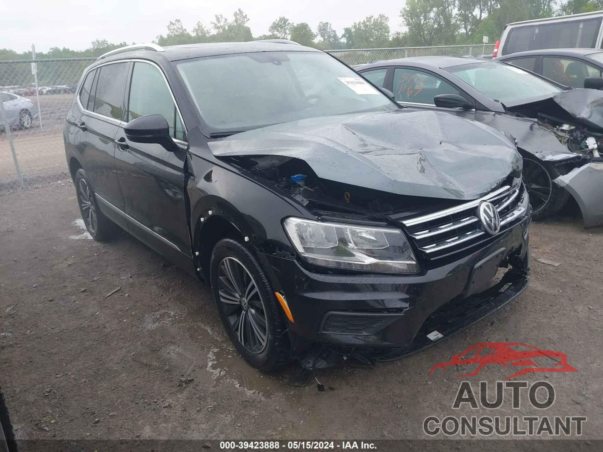 VOLKSWAGEN TIGUAN 2018 - 3VV2B7AX0JM216695