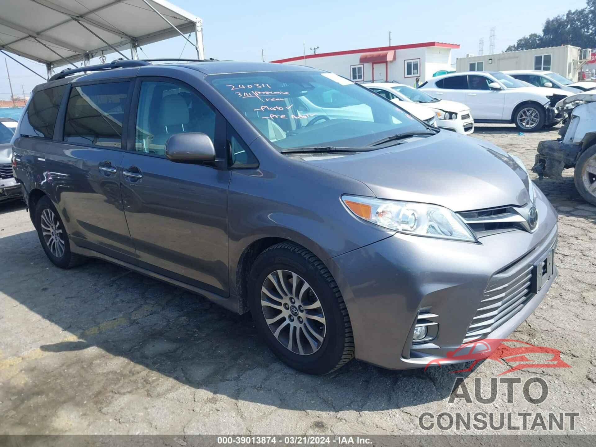 TOYOTA SIENNA 2019 - 5TDYZ3DC6KS015360