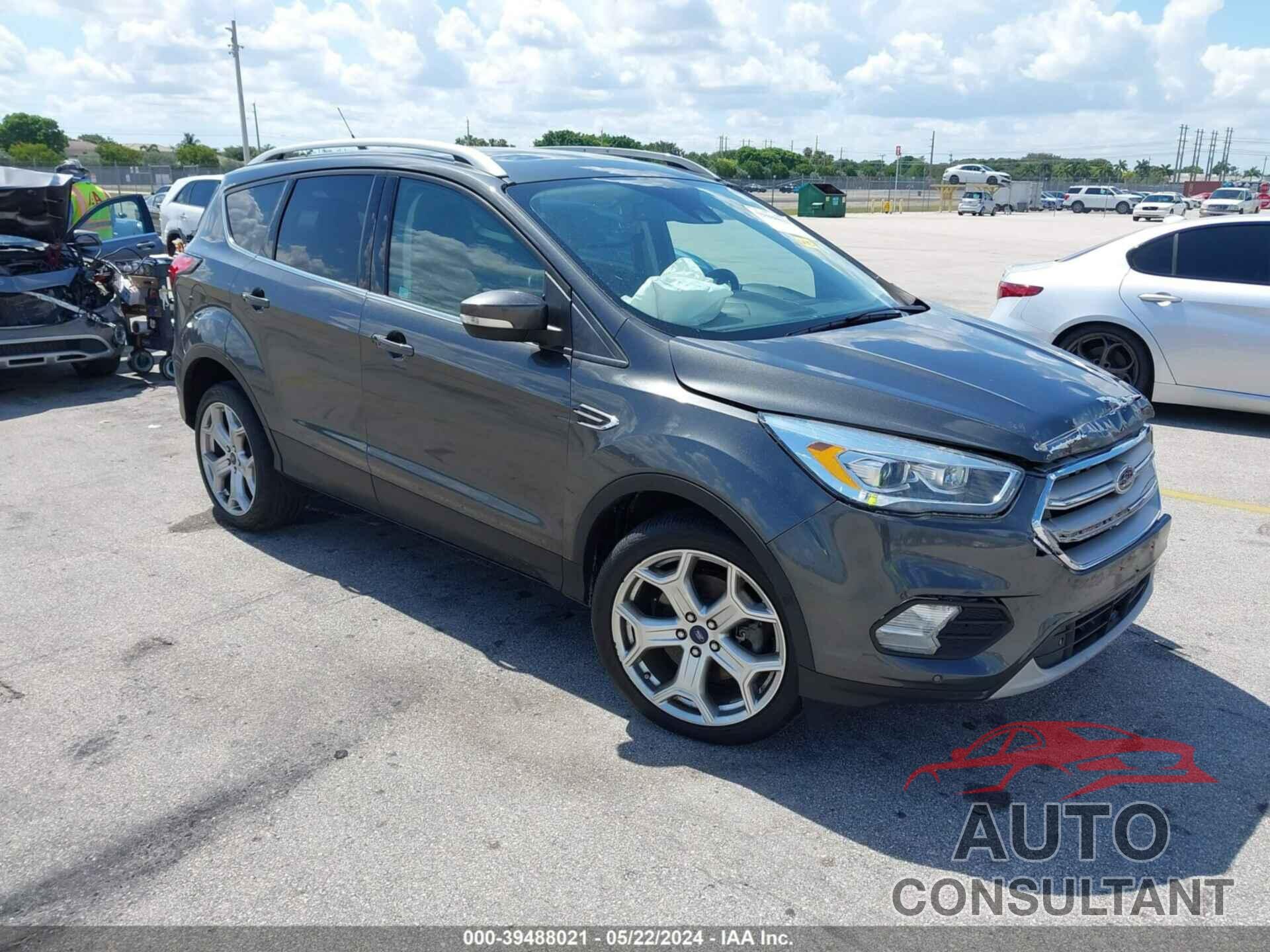 FORD ESCAPE 2019 - 1FMCU9J91KUA58161