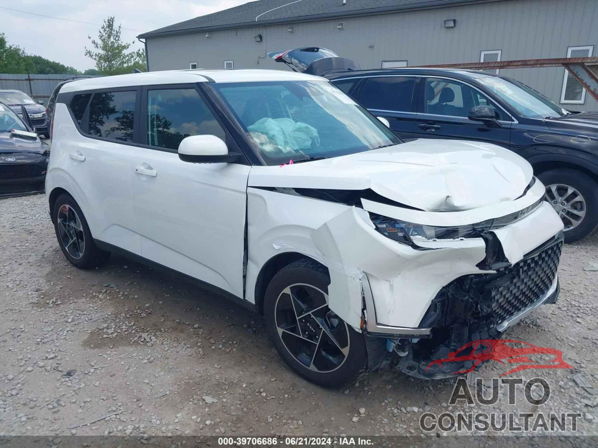 KIA SOUL 2023 - KNDJ33AU0P7868547