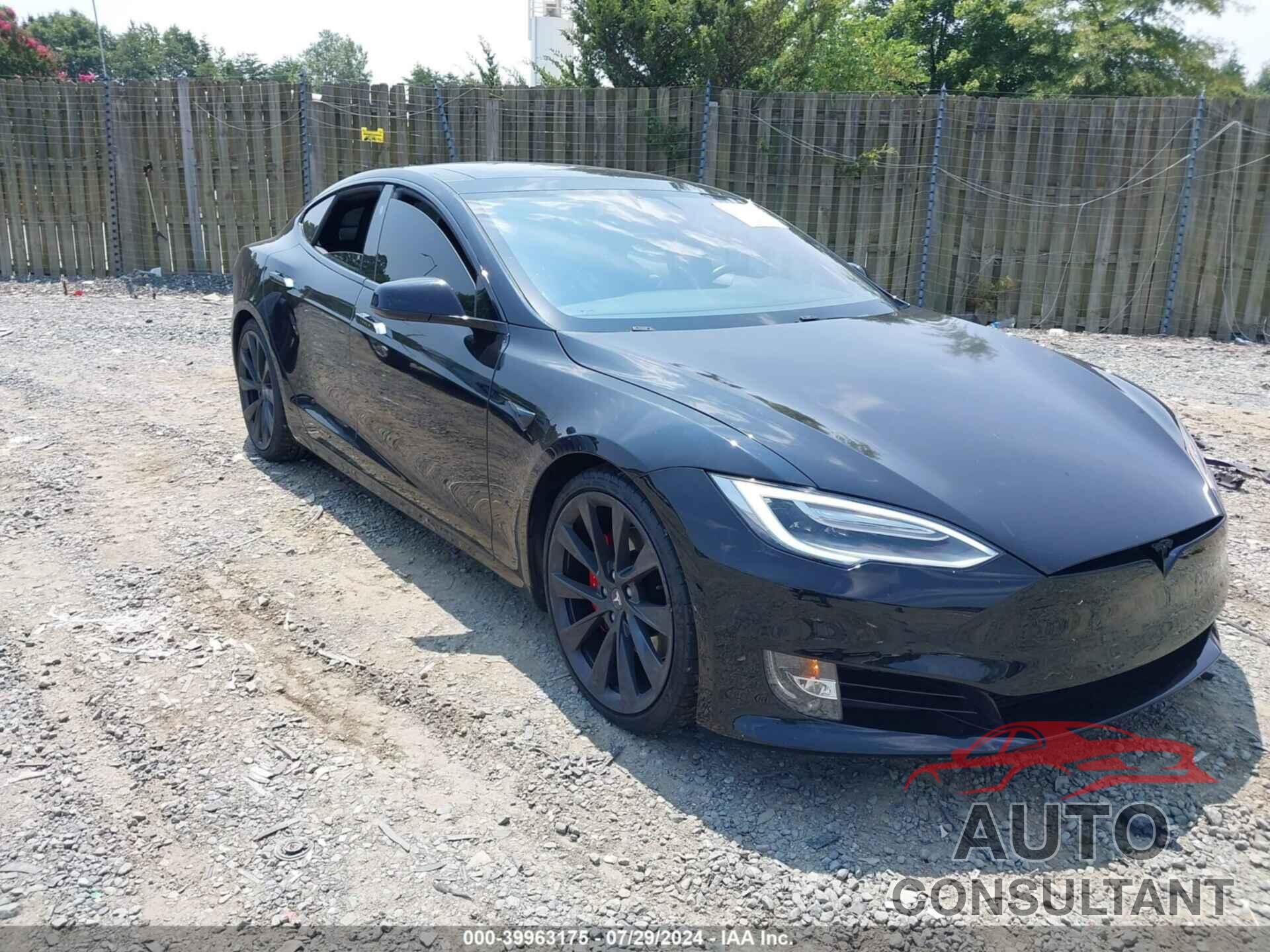 TESLA MODEL S 2018 - 5YJSA1E4XJF268659