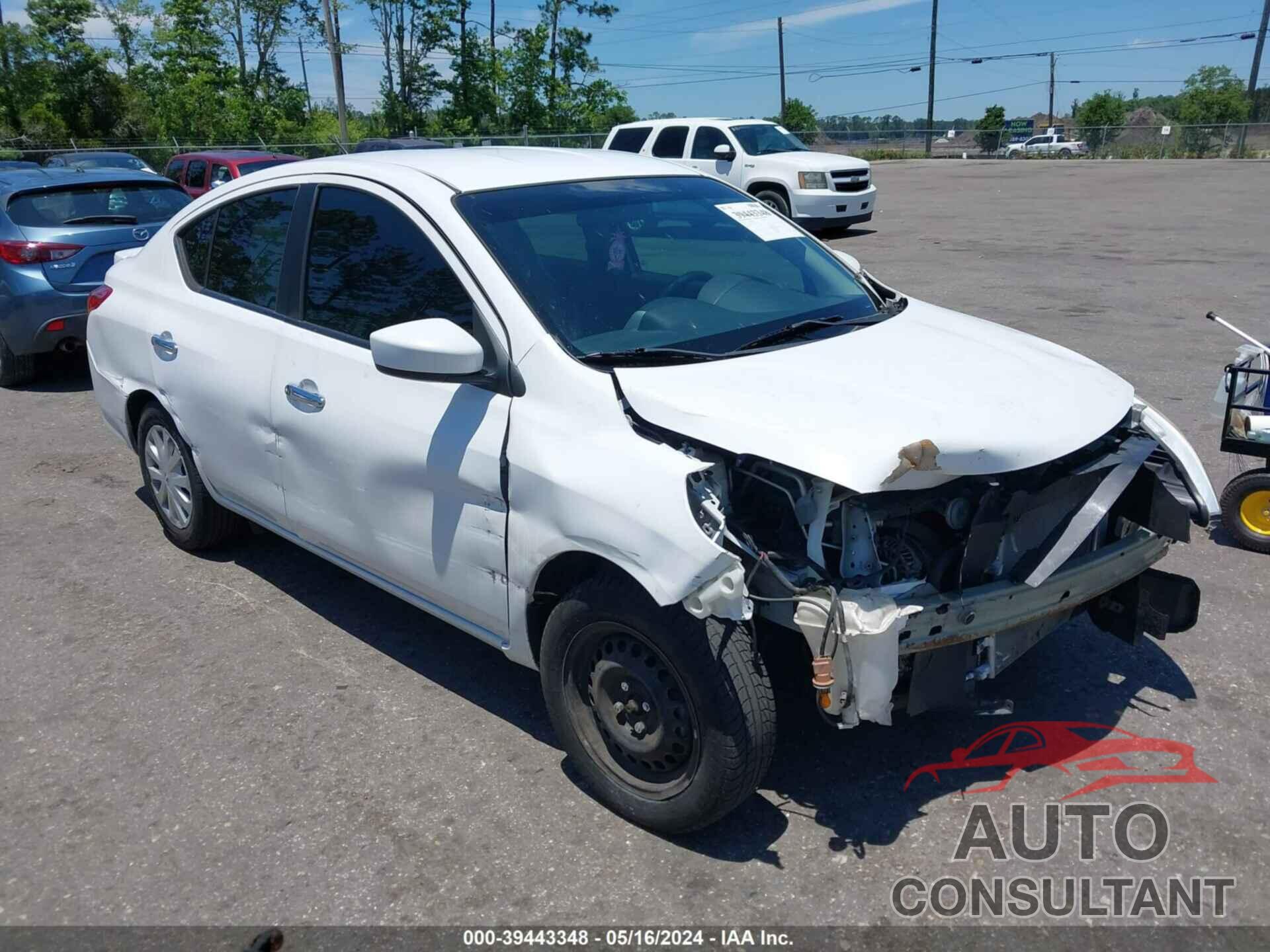 NISSAN VERSA 2018 - 3N1CN7AP2JL854353