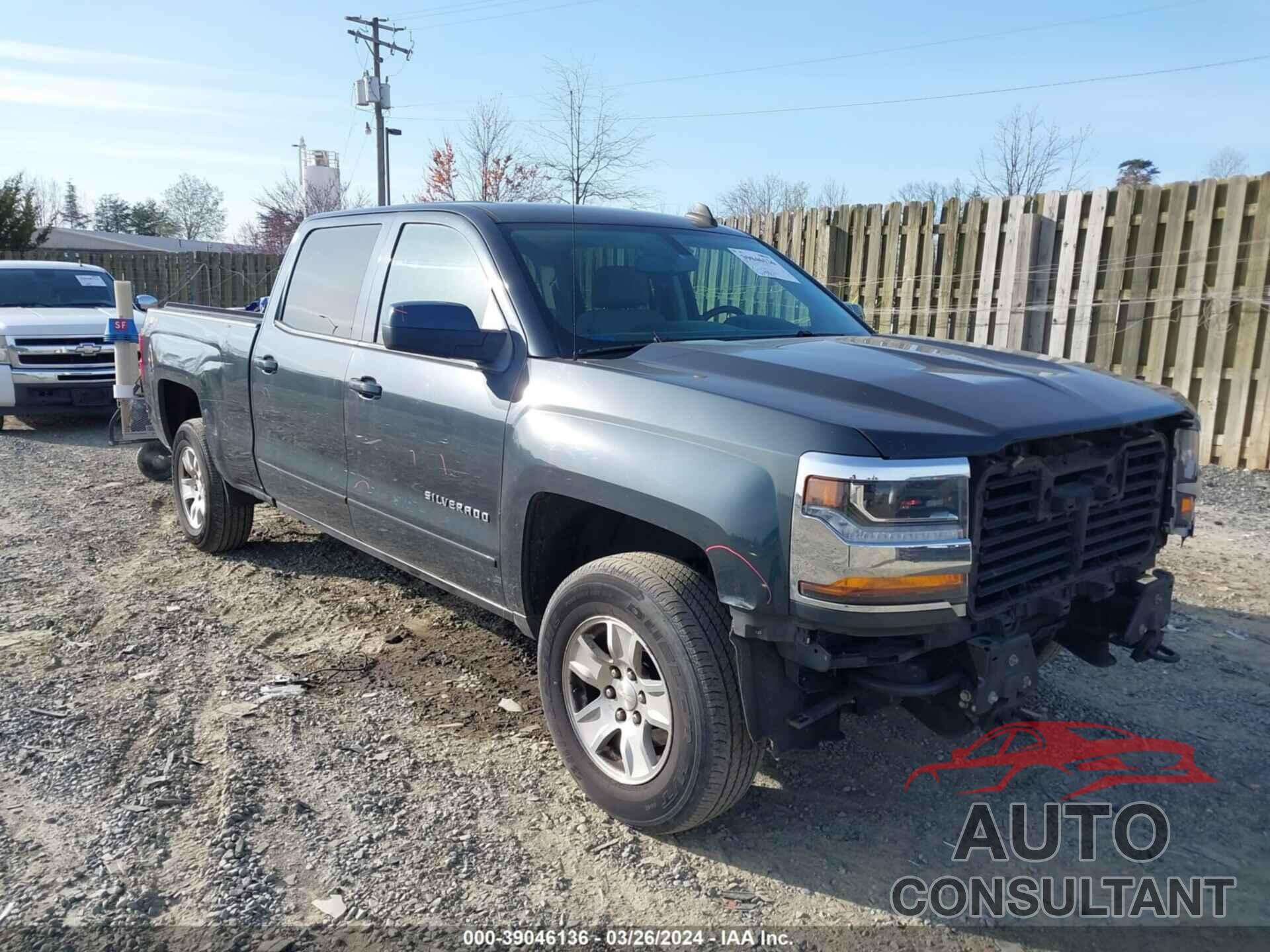 CHEVROLET SILVERADO 1500 2018 - 3GCUKREC8JG560784