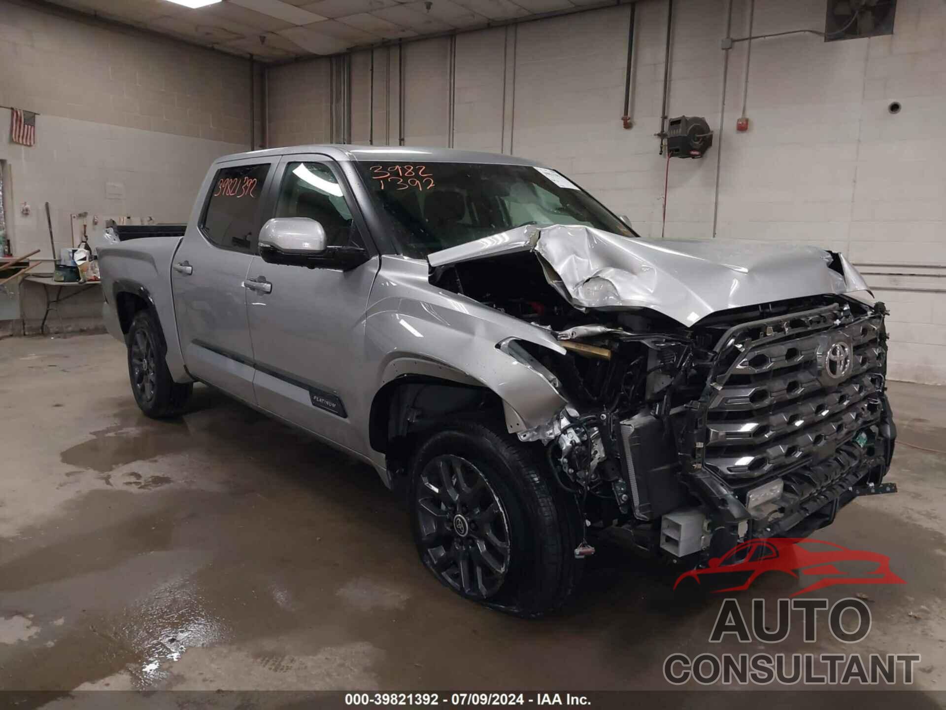 TOYOTA TUNDRA 2024 - 5TFNA5DB4RX154582