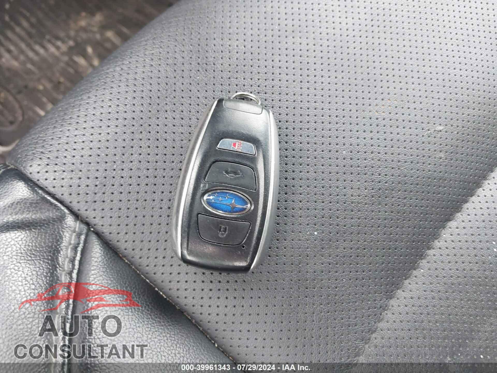 SUBARU OUTBACK 2017 - 4S4BSANC3H3322391