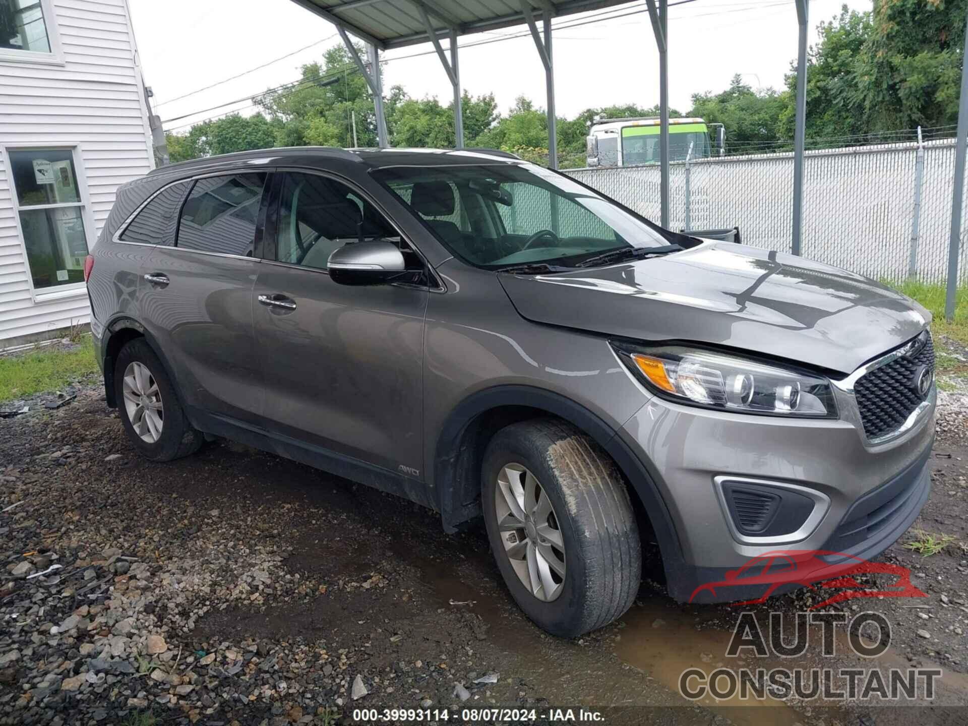 KIA SORENTO 2017 - 5XYPGDA38HG304323