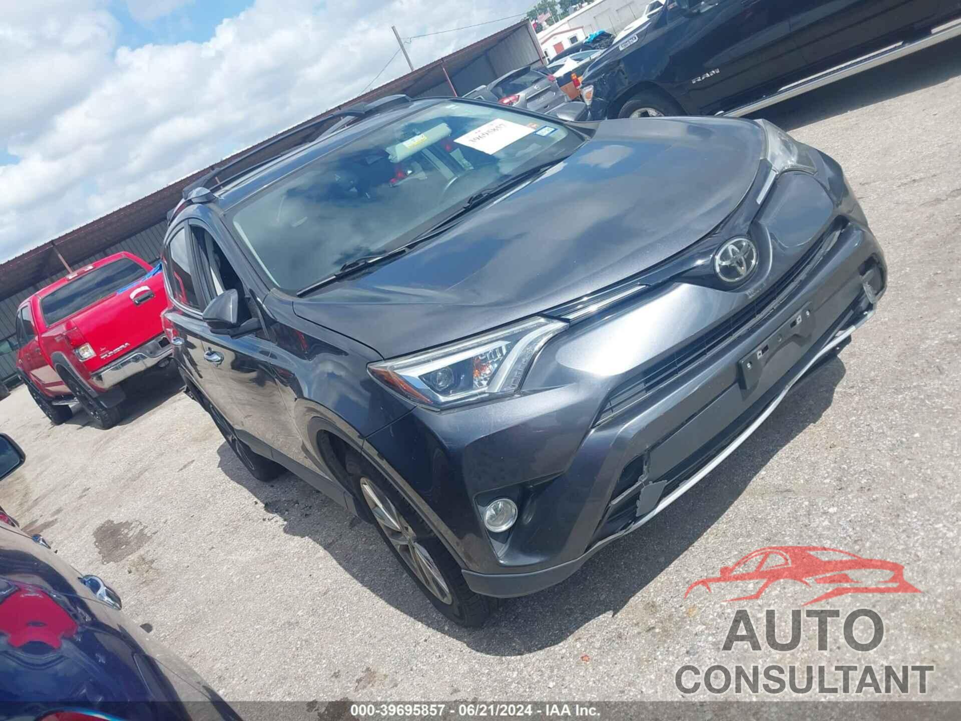 TOYOTA RAV4 2017 - JTMYFREV0HD105538