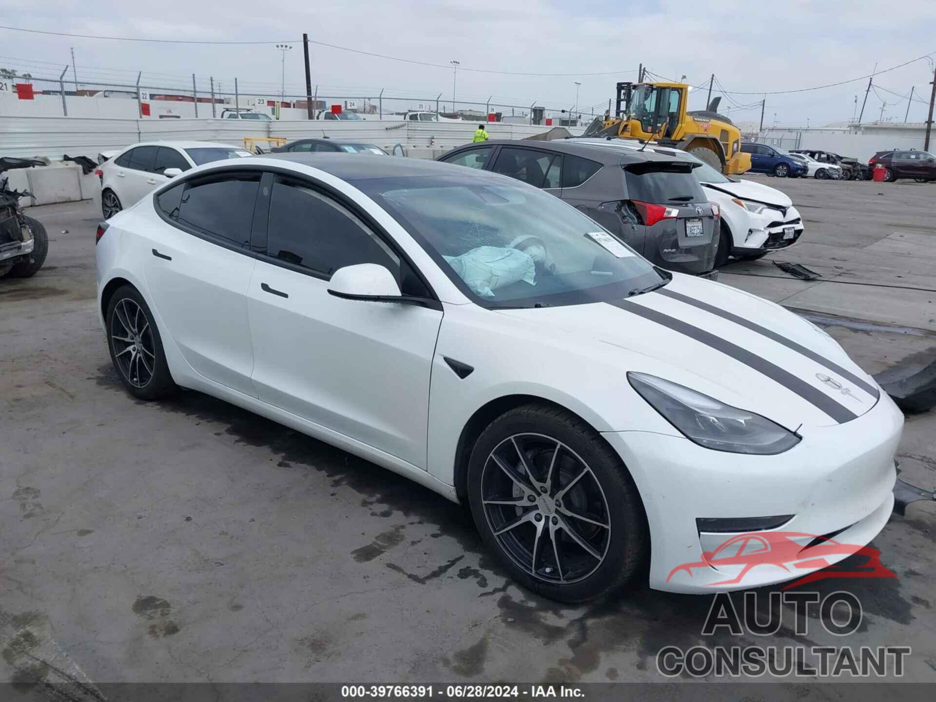 TESLA MODEL 3 2021 - 5YJ3E1EA7MF867358