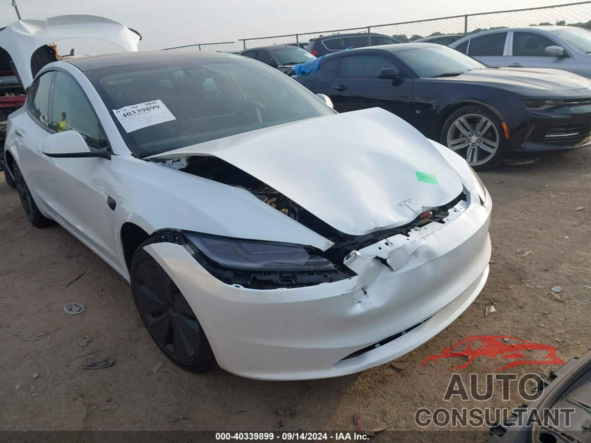 TESLA MODEL 3 2024 - 5YJ3E1EA3RF823509