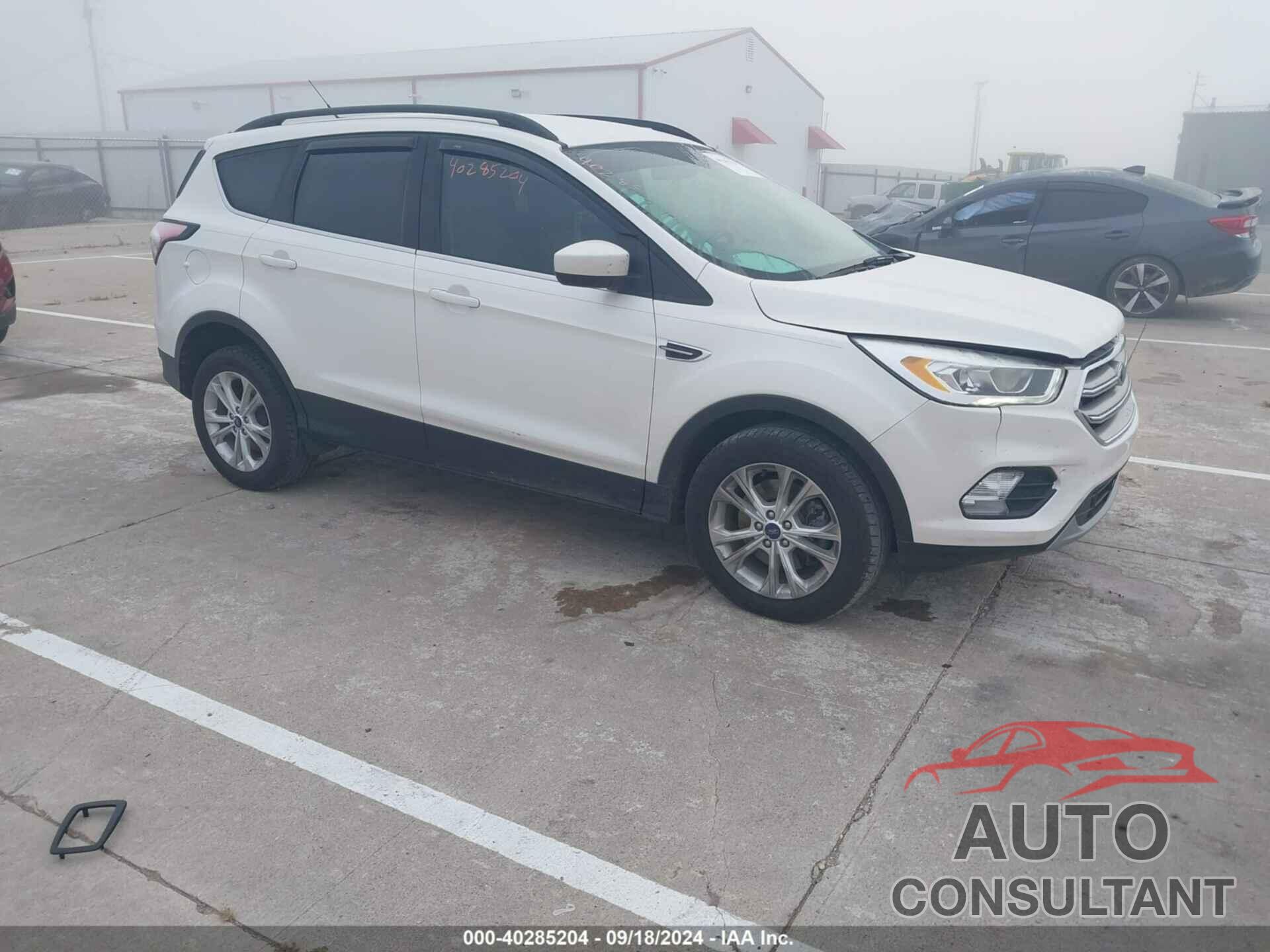 FORD ESCAPE 2017 - 1FMCU0G99HUE90833