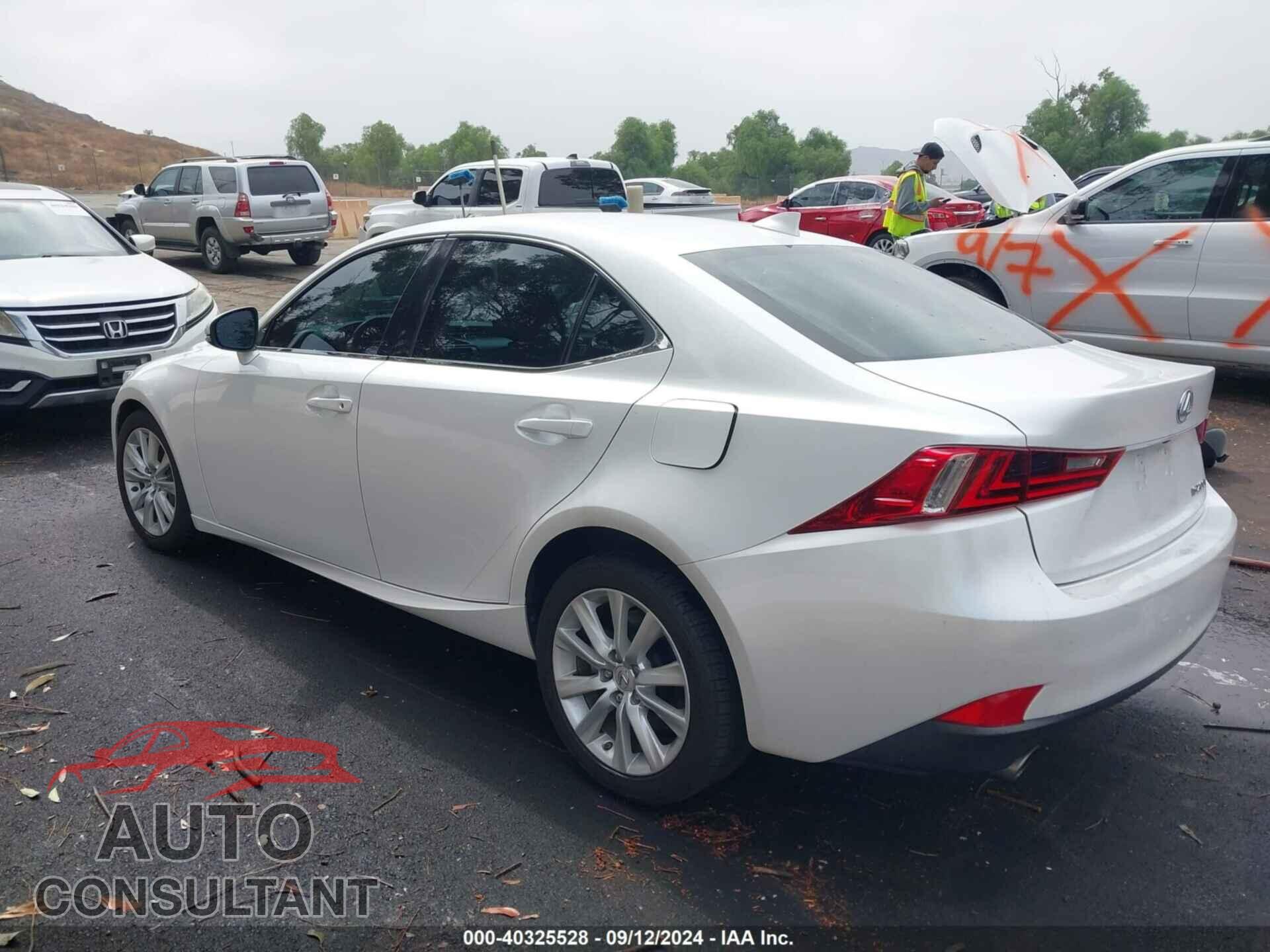 LEXUS IS 200T 2016 - JTHBA1D20G5006237
