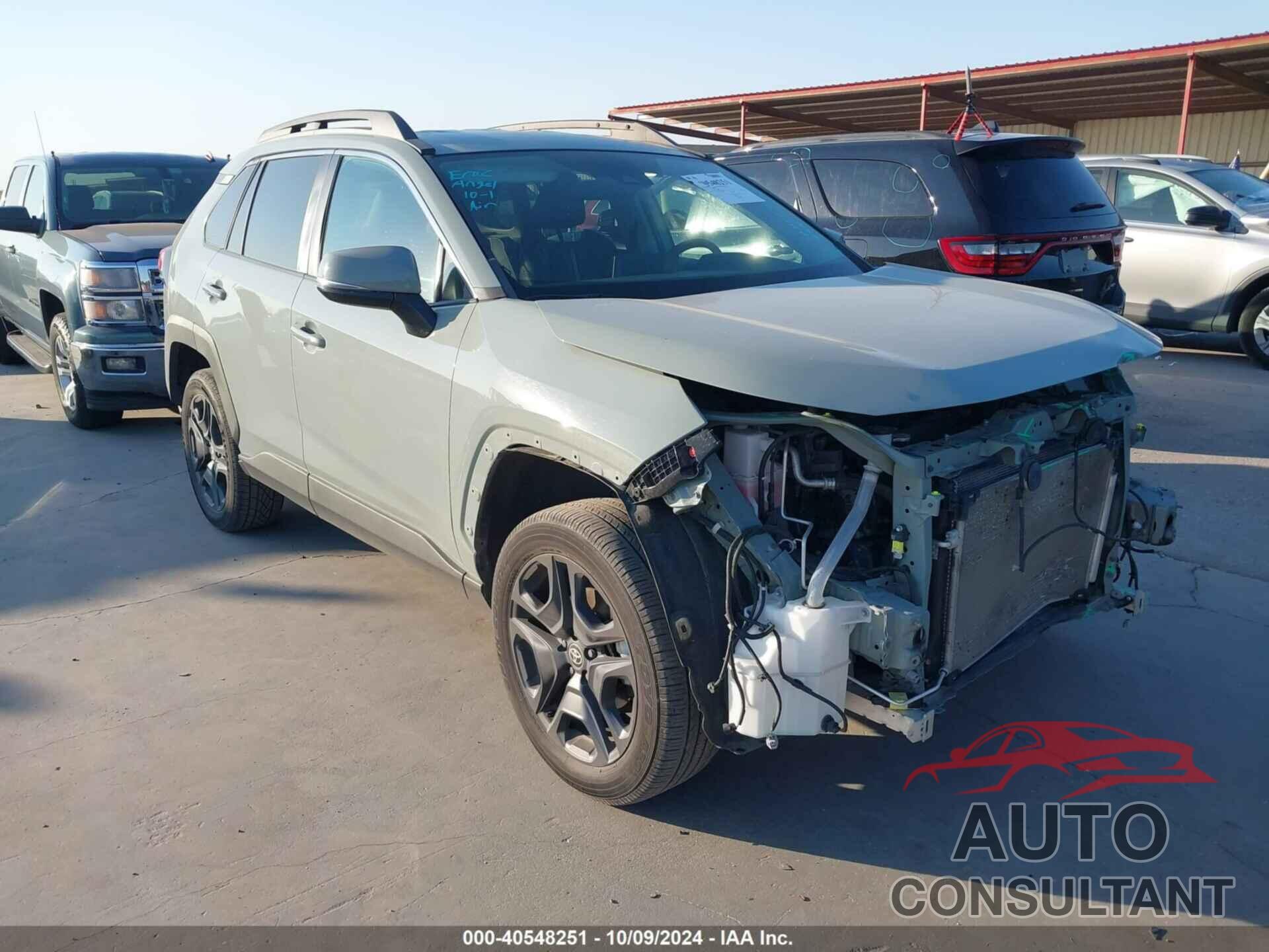 TOYOTA RAV4 2022 - 2T3J1RFV5NW296807