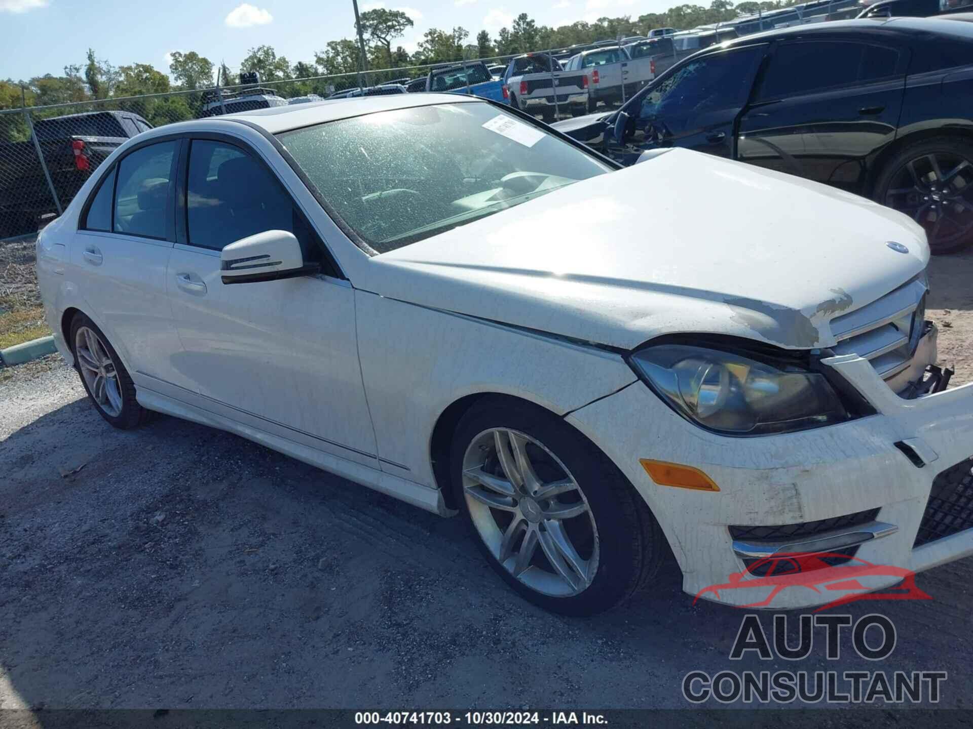 MERCEDES-BENZ C 250 2013 - WDDGF4HBXDR253182