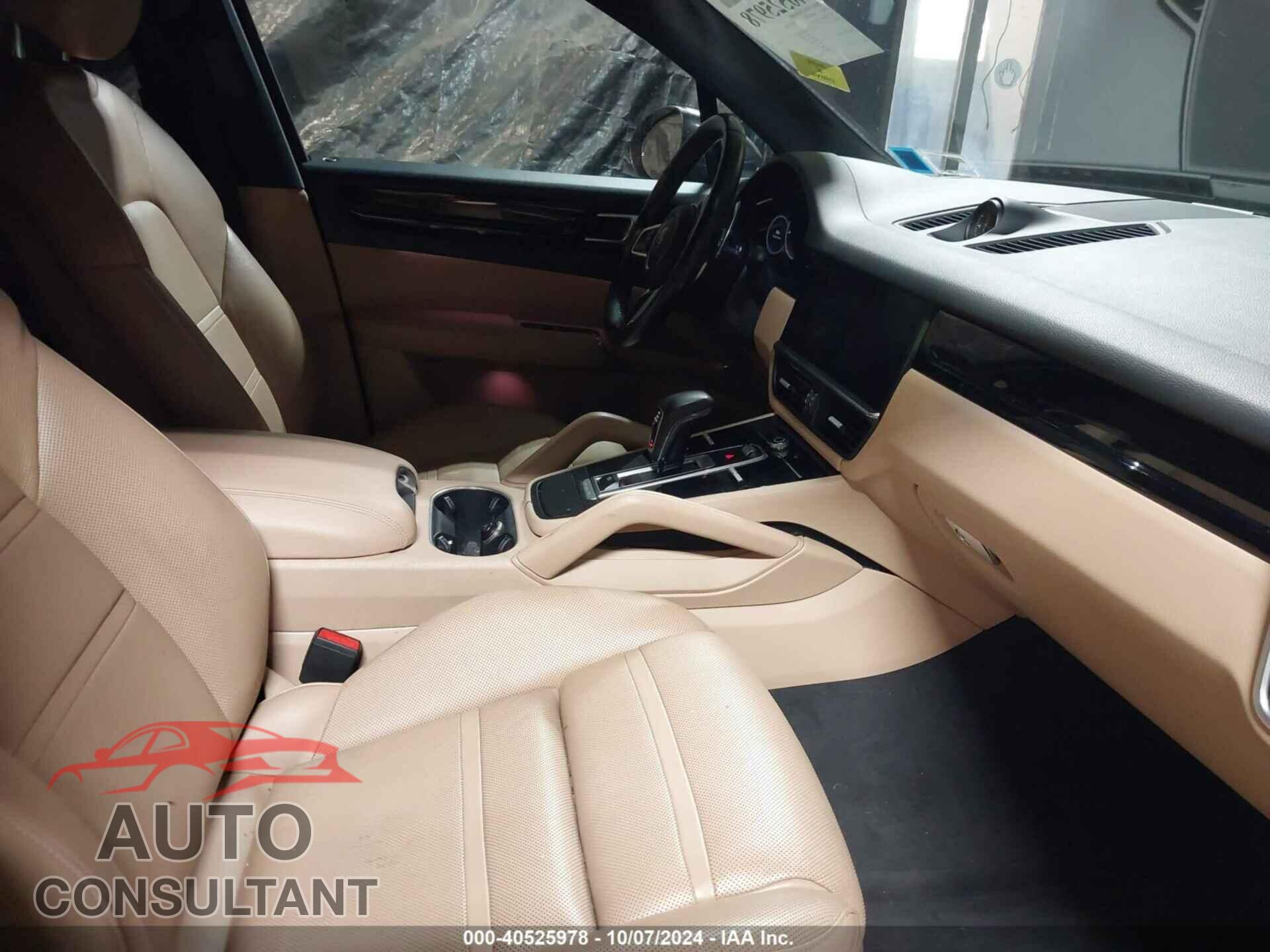 PORSCHE CAYENNE 2019 - WP1AA2AY3KDA07519