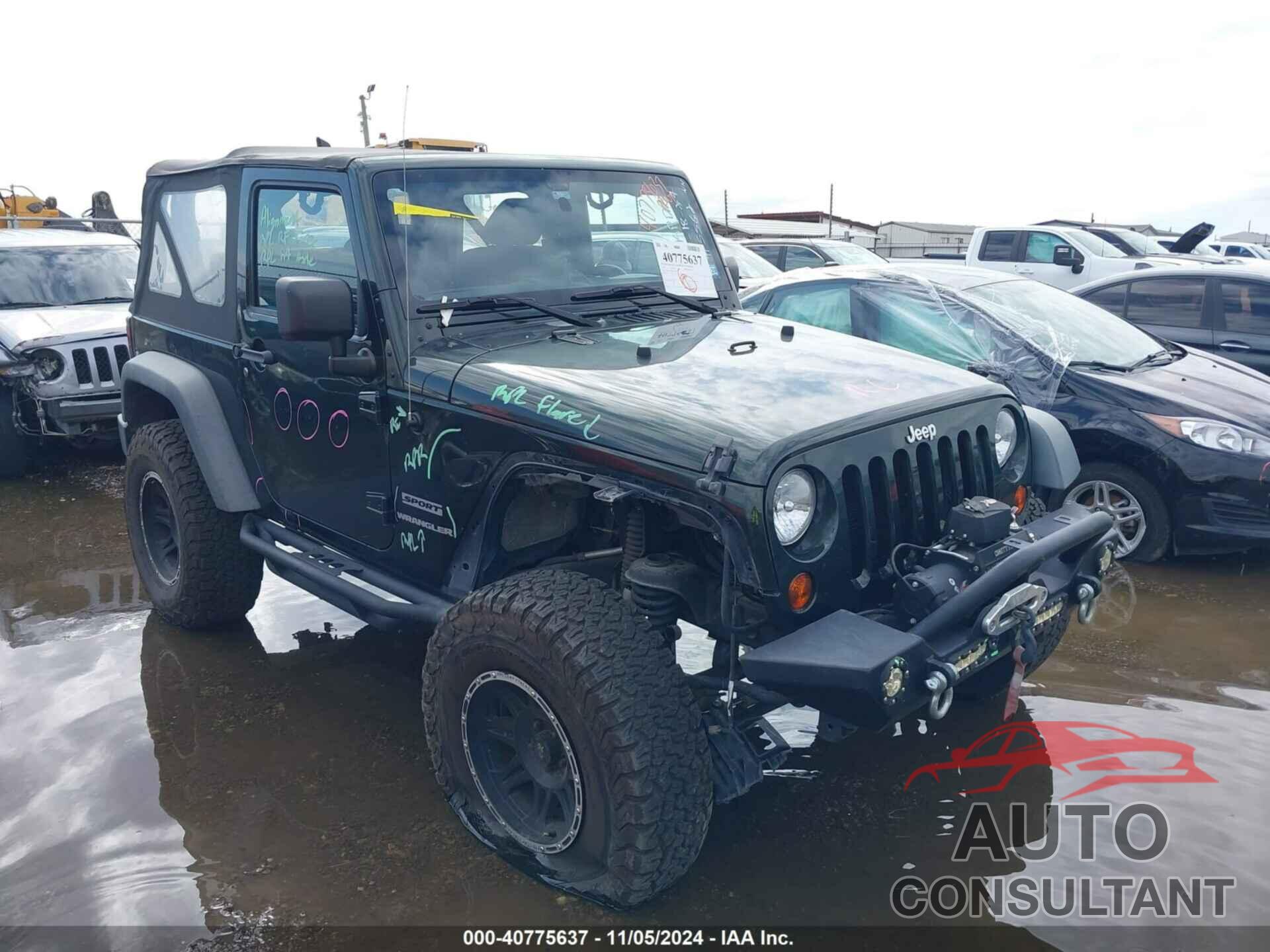 JEEP WRANGLER 2011 - 1J4AA2D12BL534452