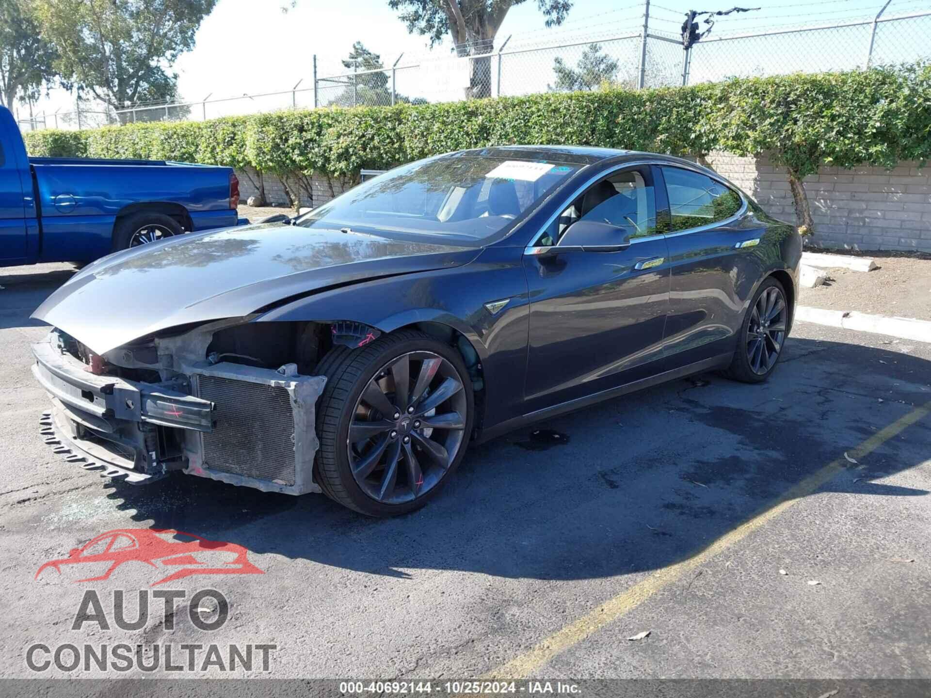 TESLA MODEL S 2014 - 5YJSA1H16EFP63657